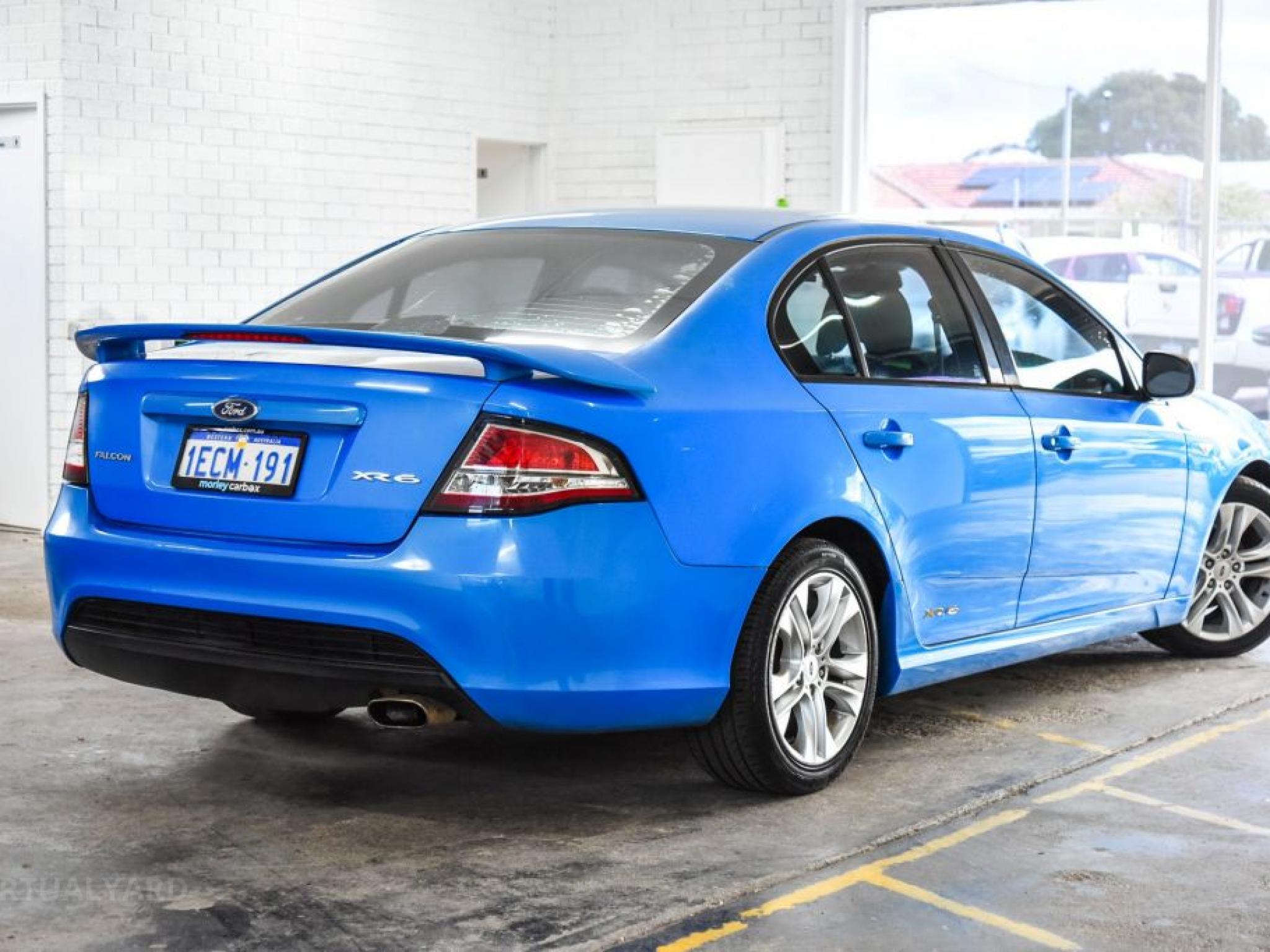 FORD FALCON