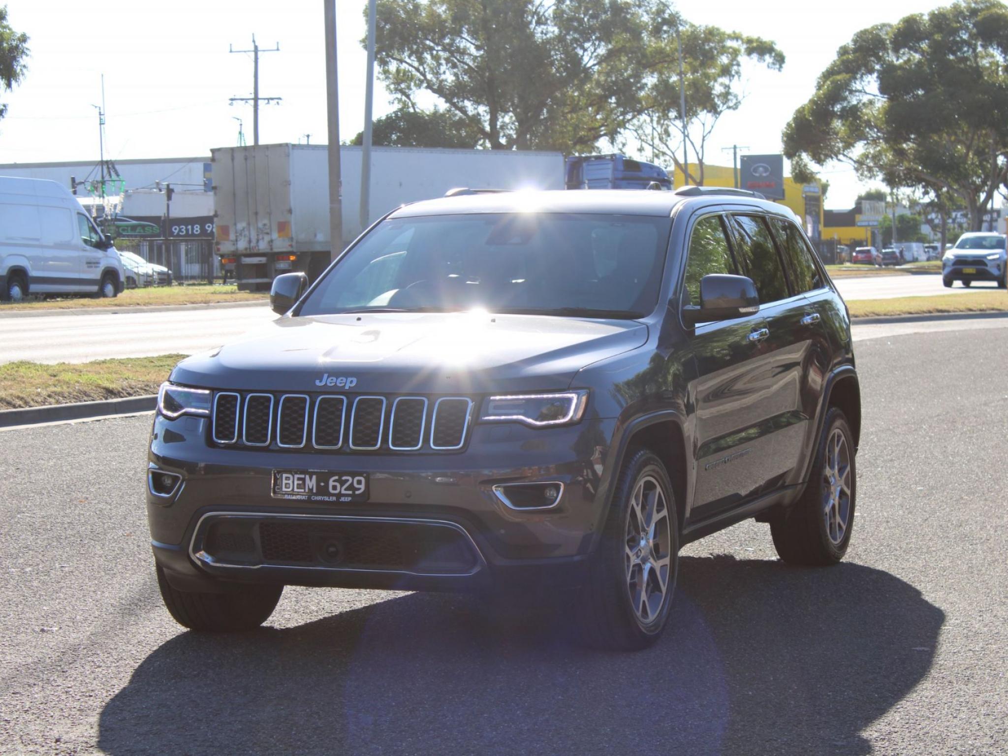 JEEP GRAND CHEROKEE