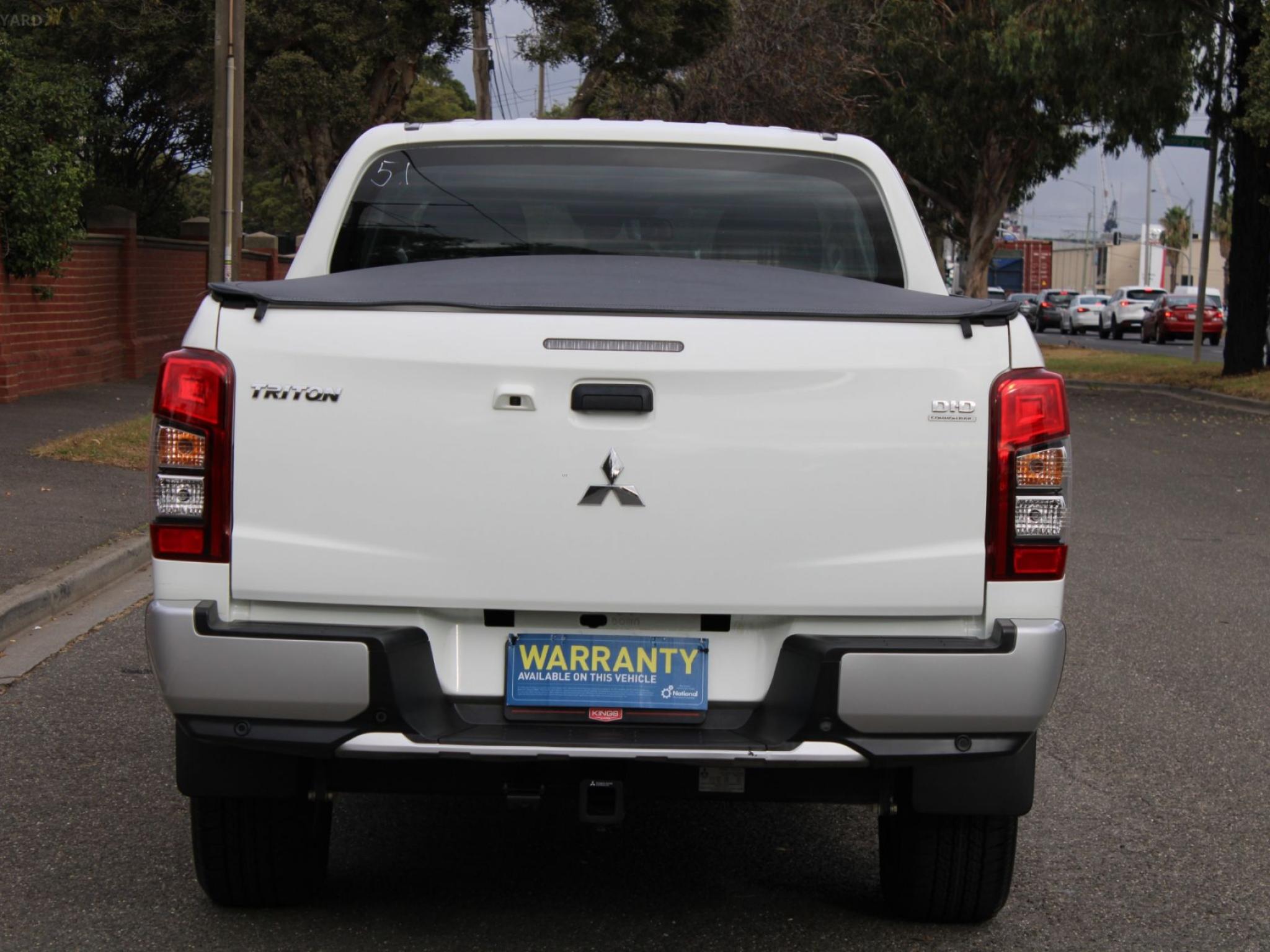MITSUBISHI TRITON