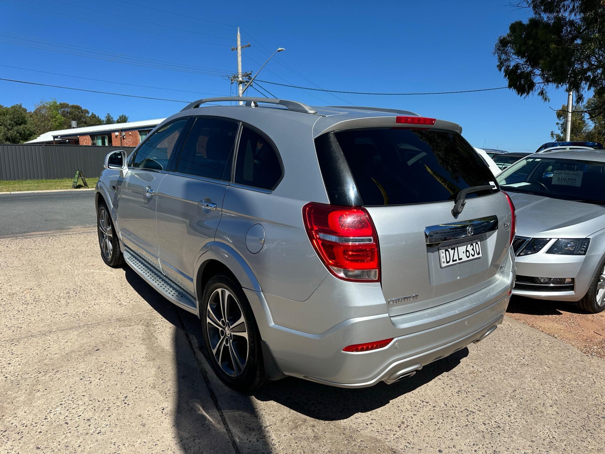 HOLDEN CAPTIVA