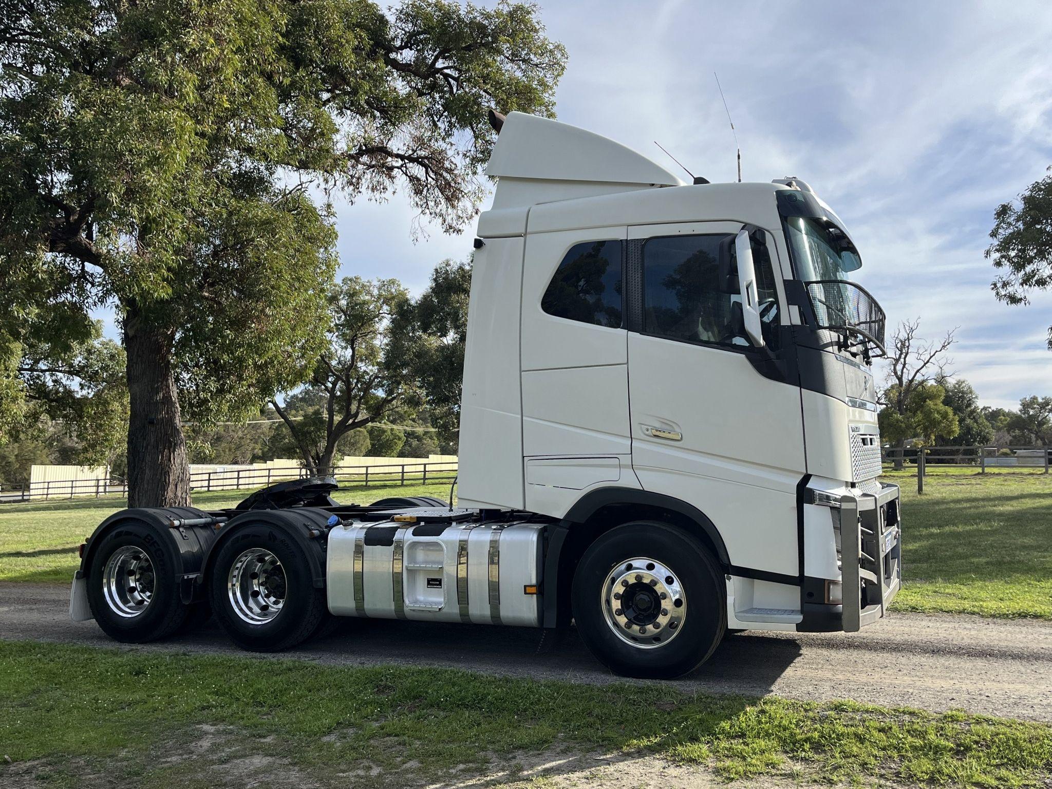 2017 Volvo FH16 6X4