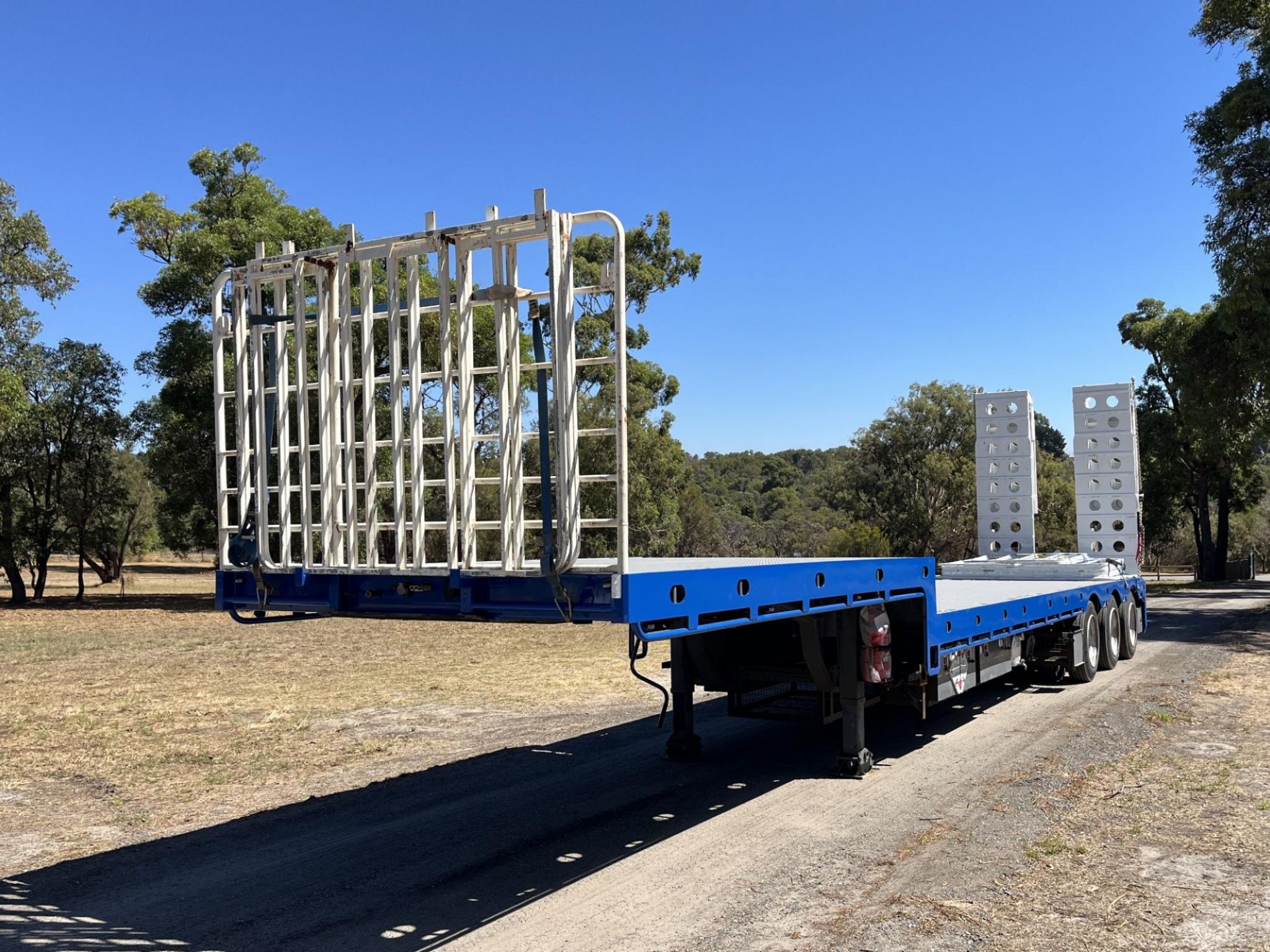 AAA TRAILERS 45 FOOT