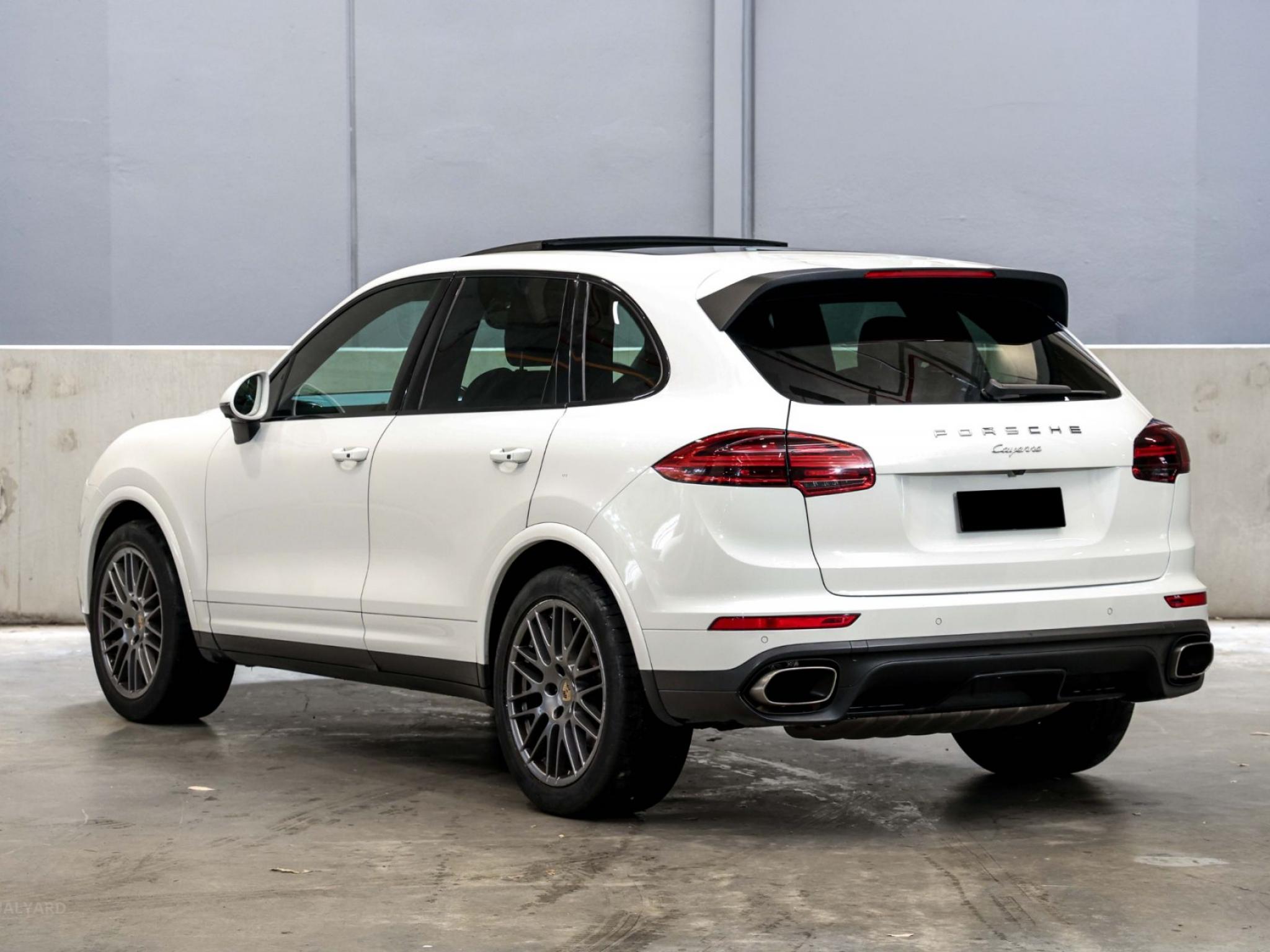 PORSCHE CAYENNE