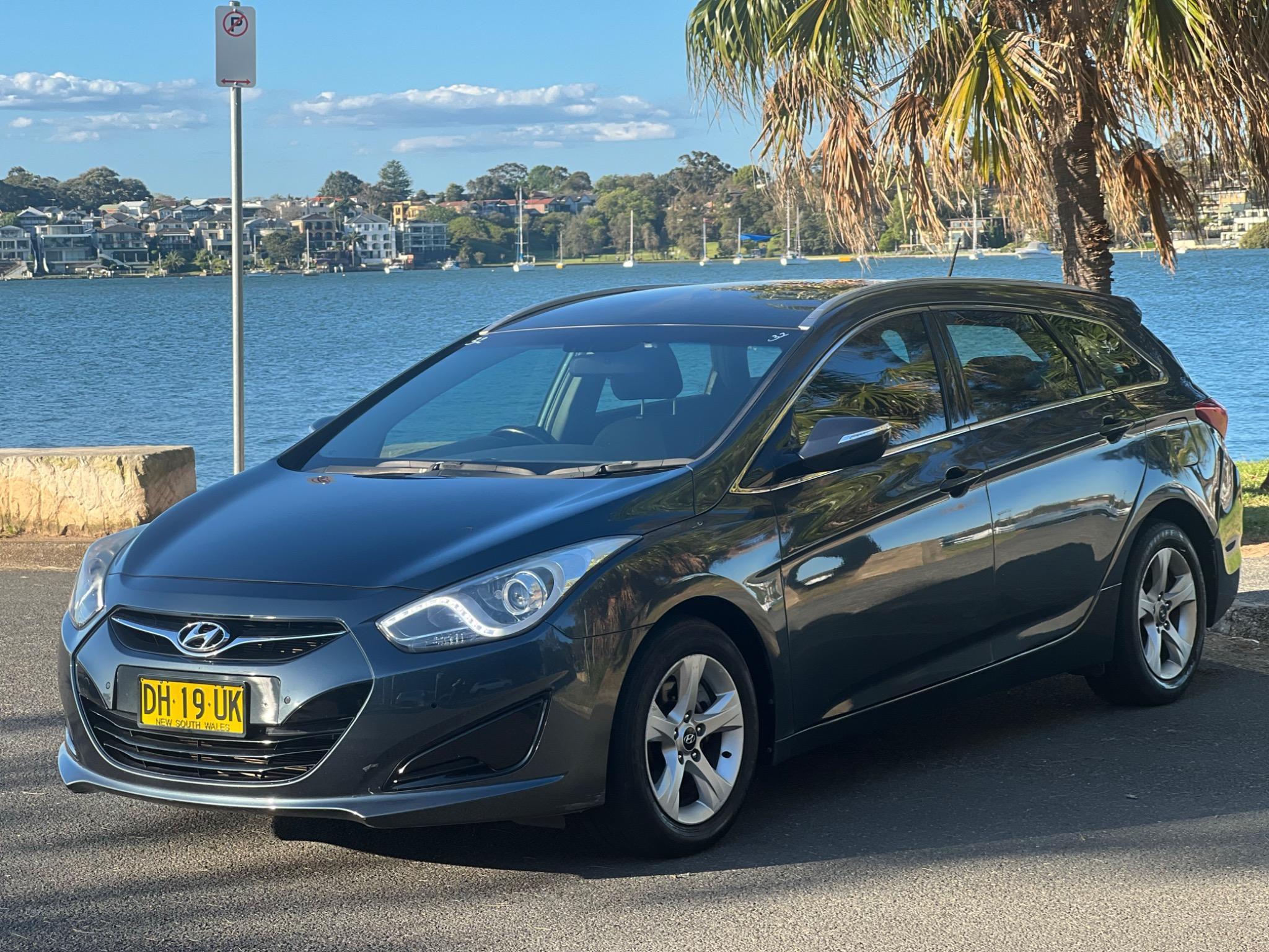 HYUNDAI i40