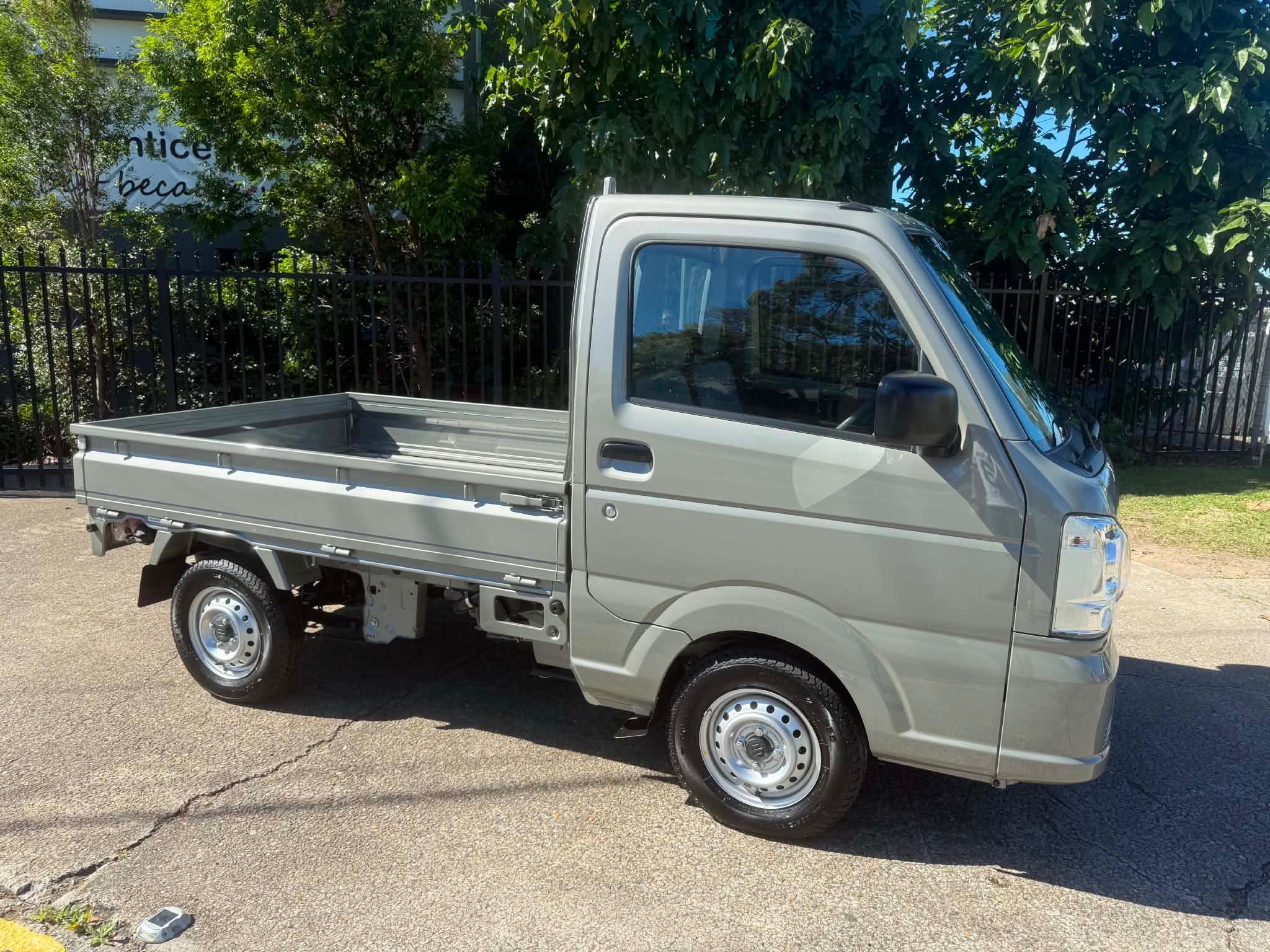 SUZUKI CARRY