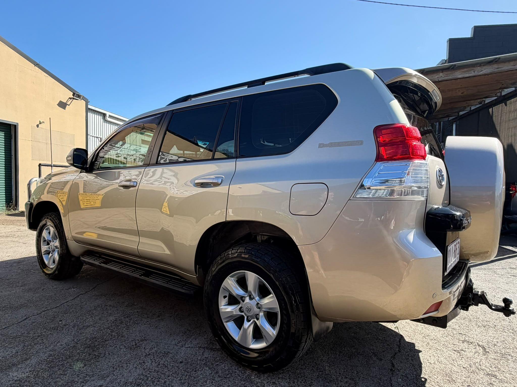 TOYOTA LANDCRUISER