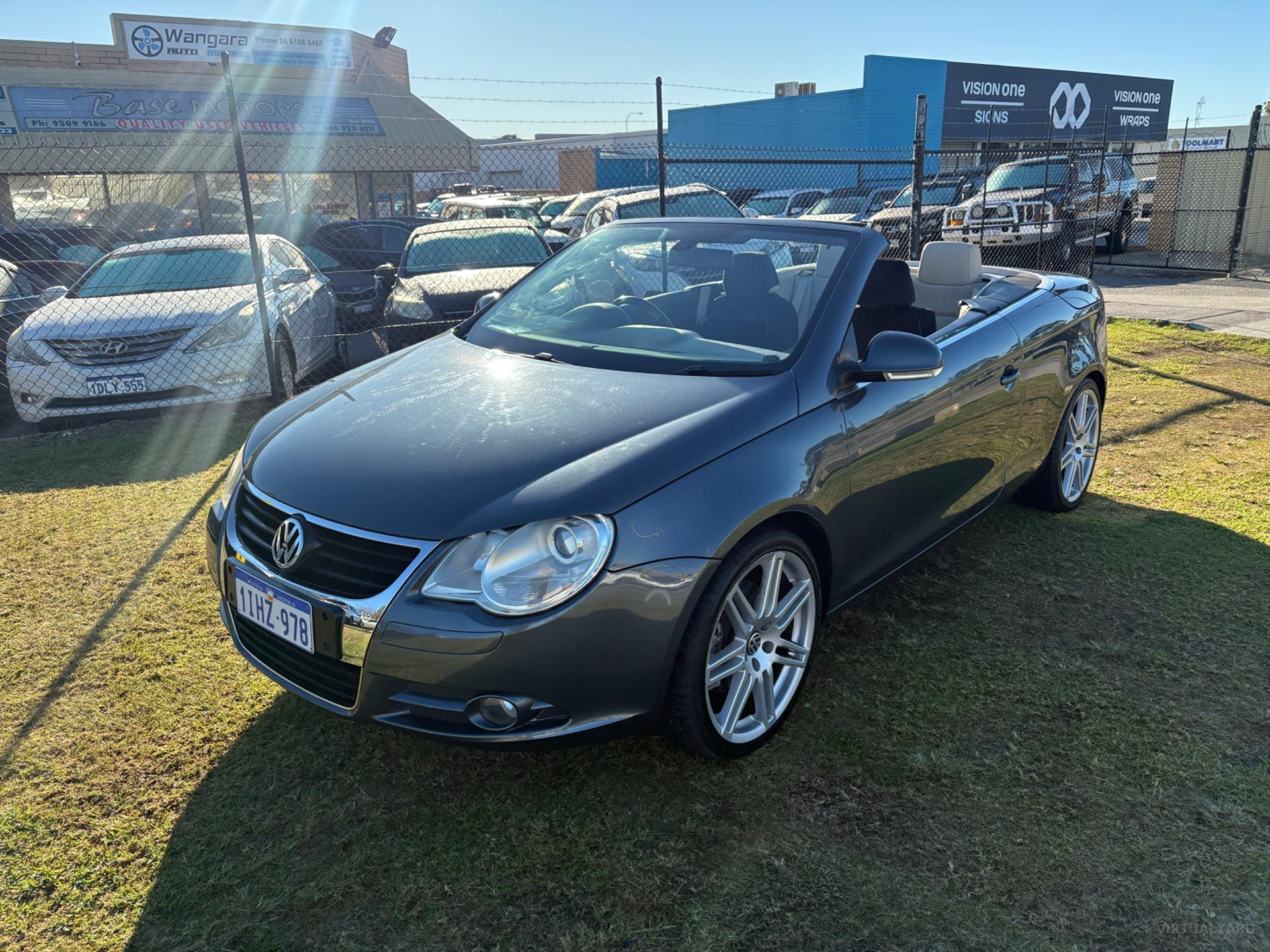 VOLKSWAGEN EOS