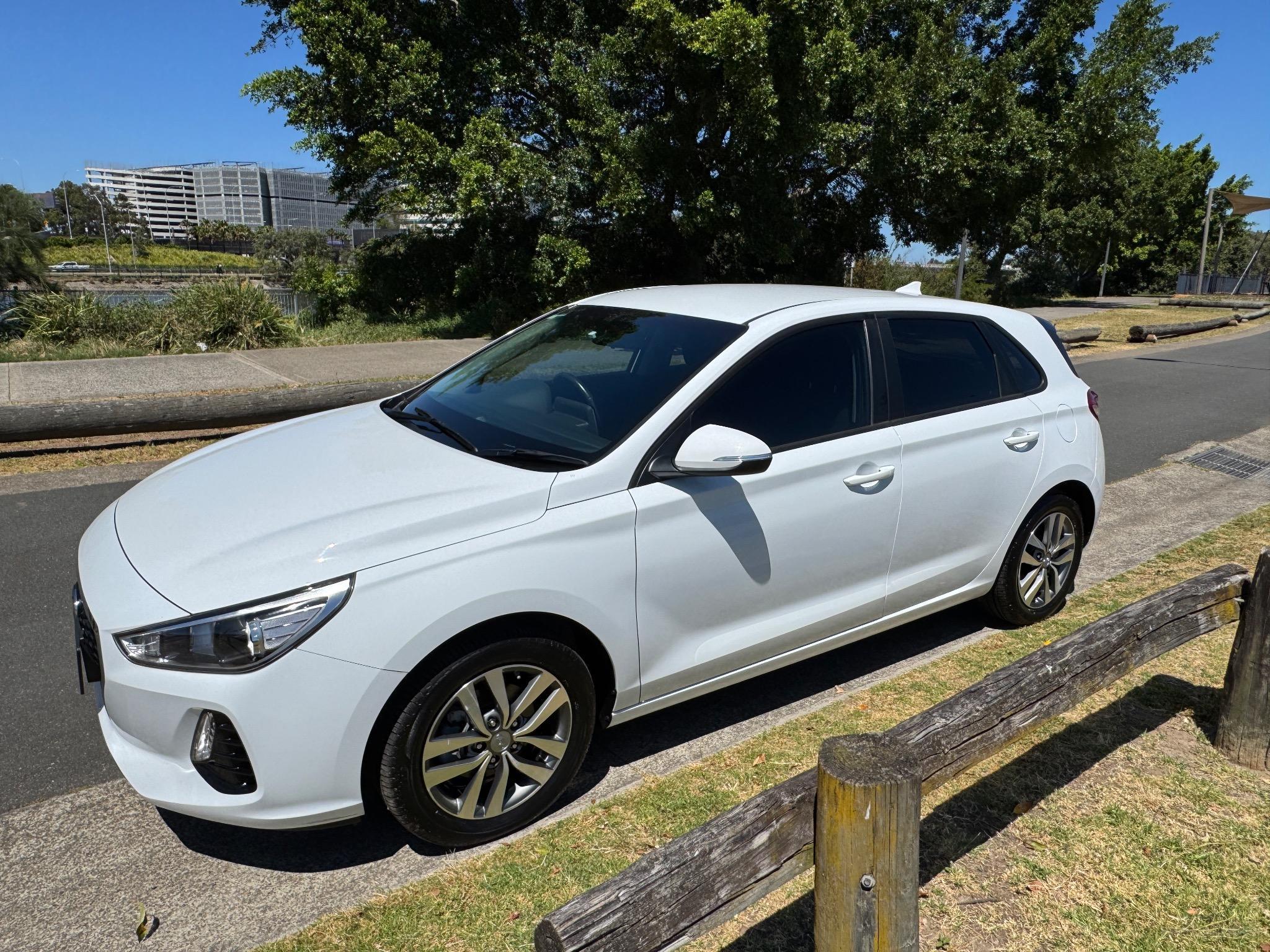 HYUNDAI i30