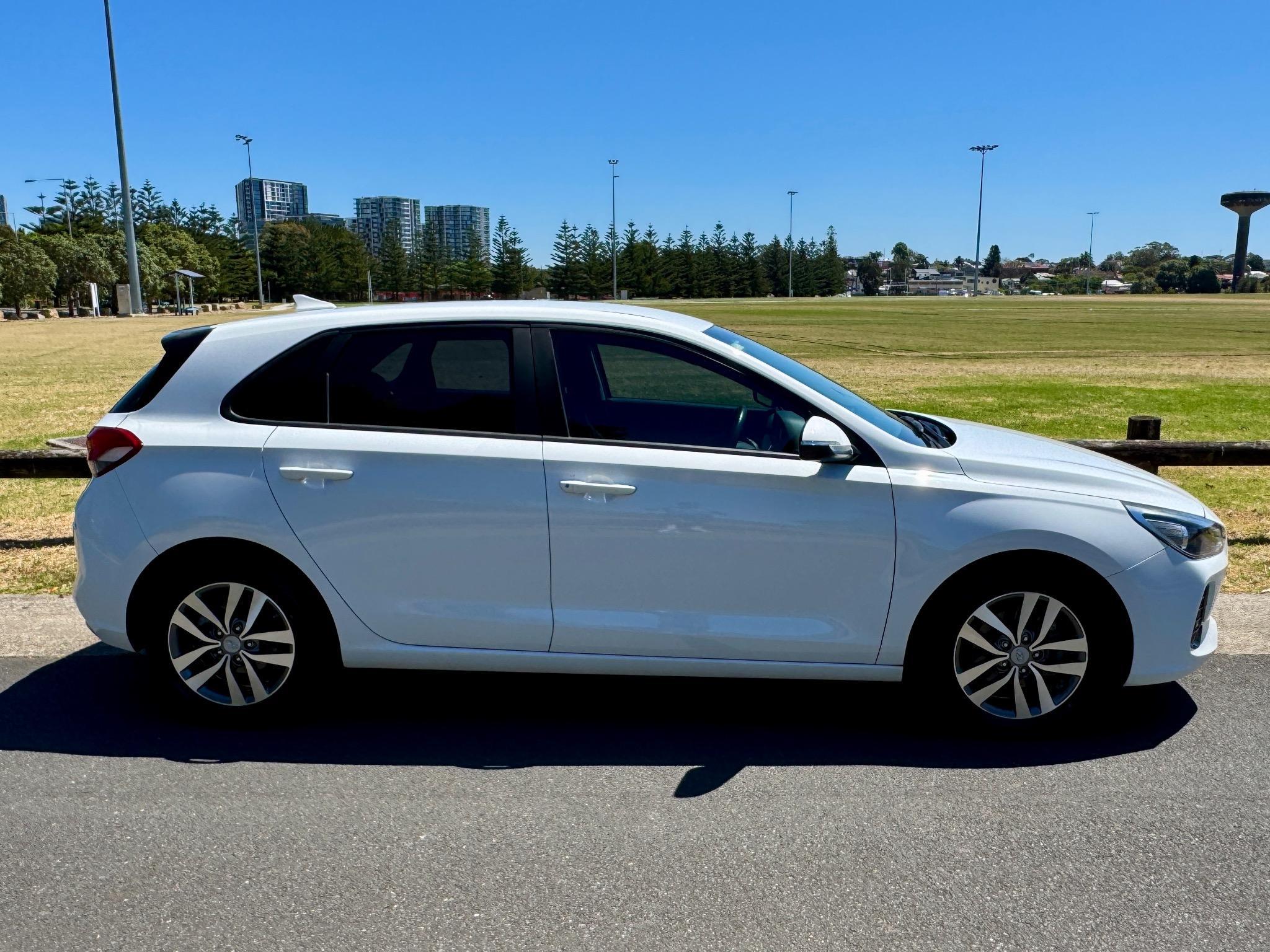 HYUNDAI i30