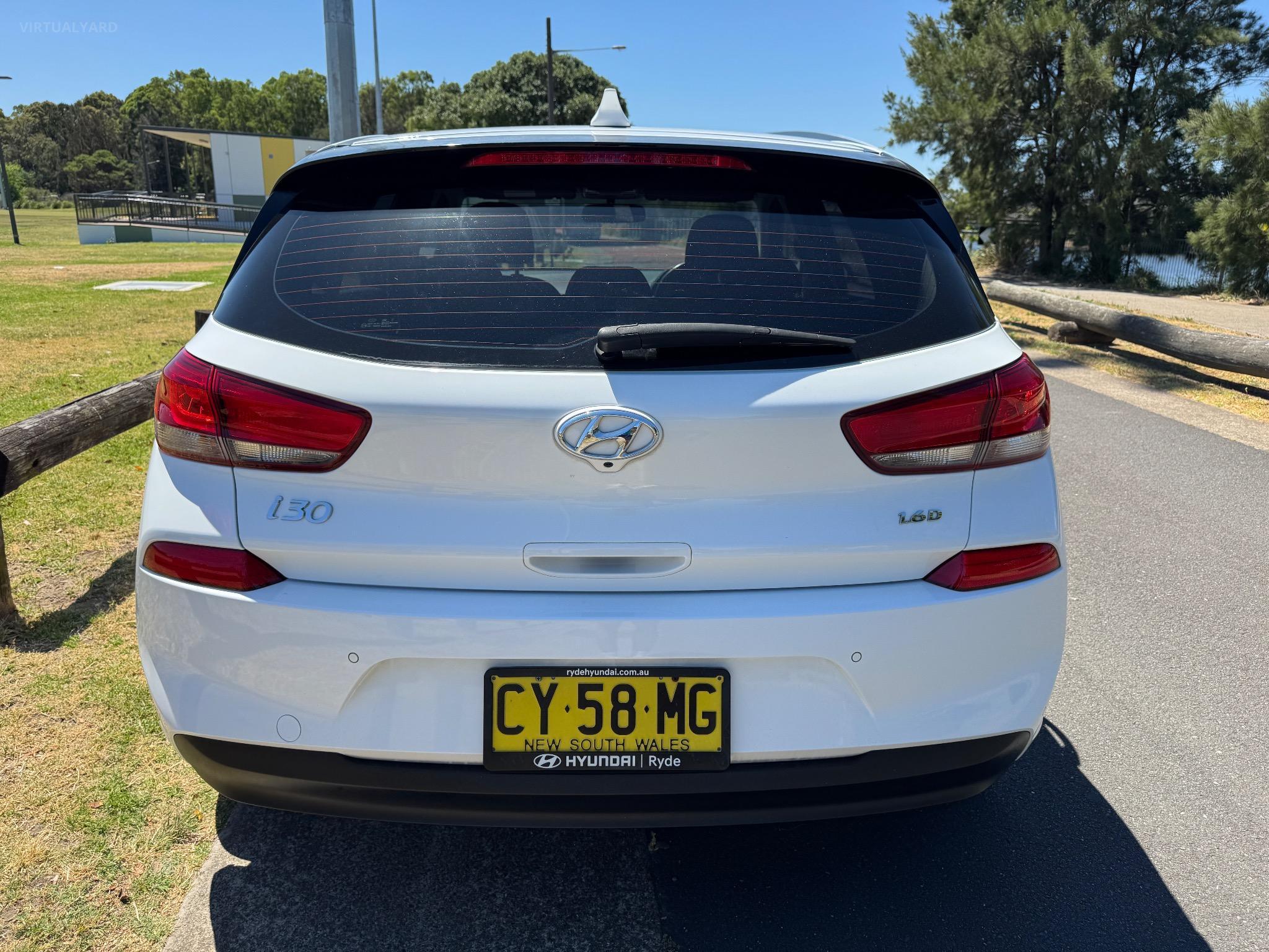 HYUNDAI i30