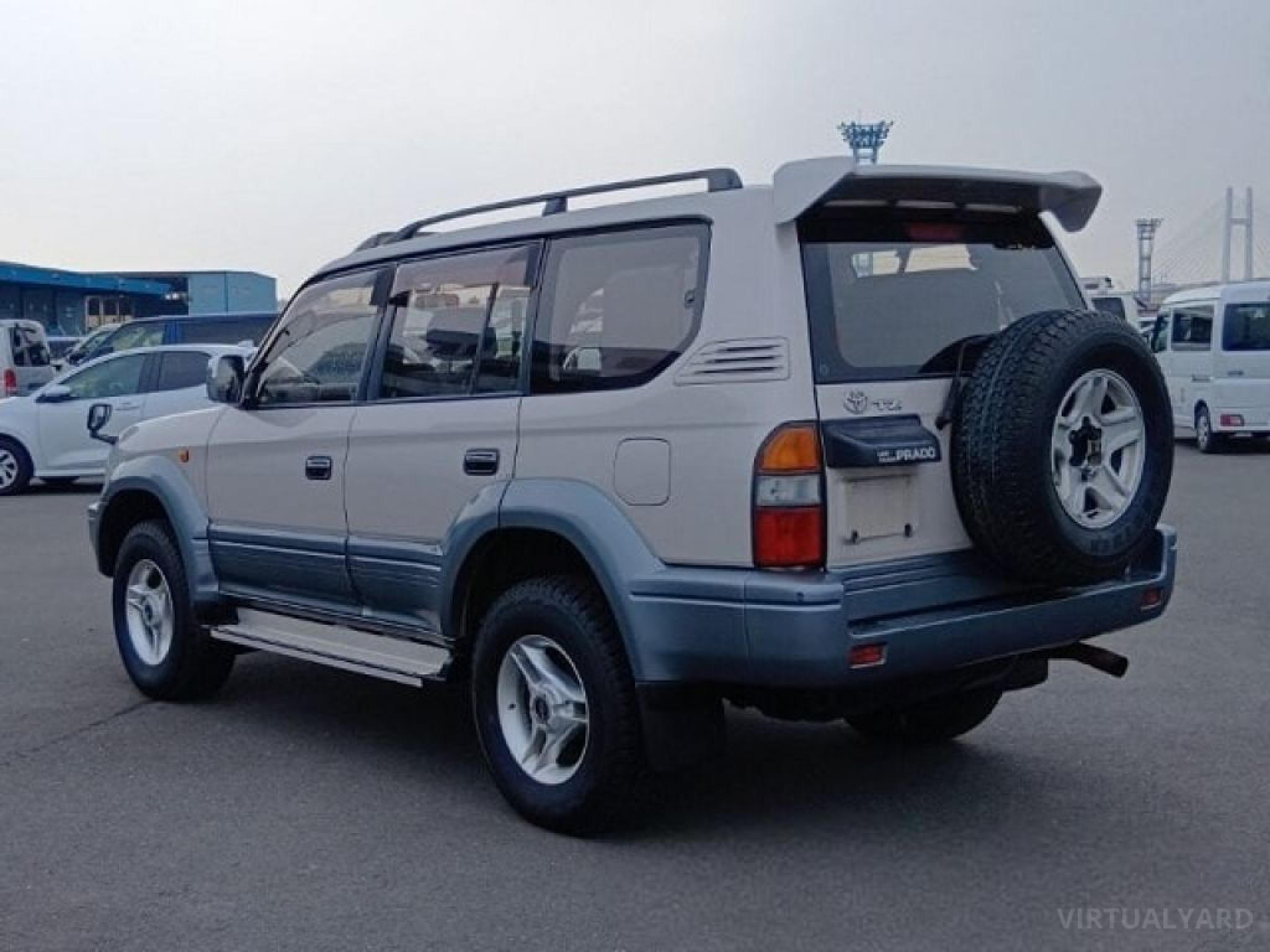 TOYOTA LAND CRUISER PRADO