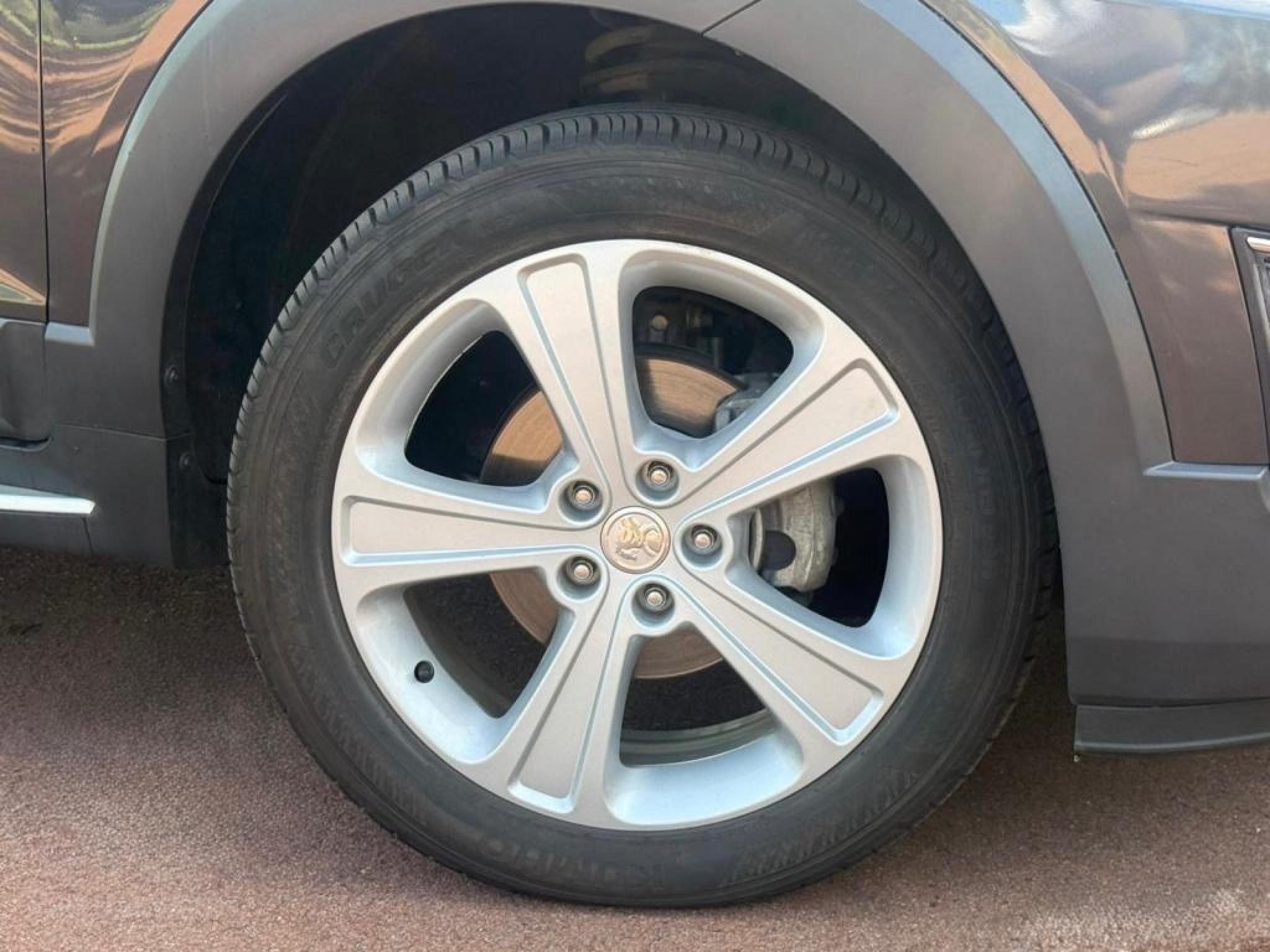 HOLDEN CAPTIVA