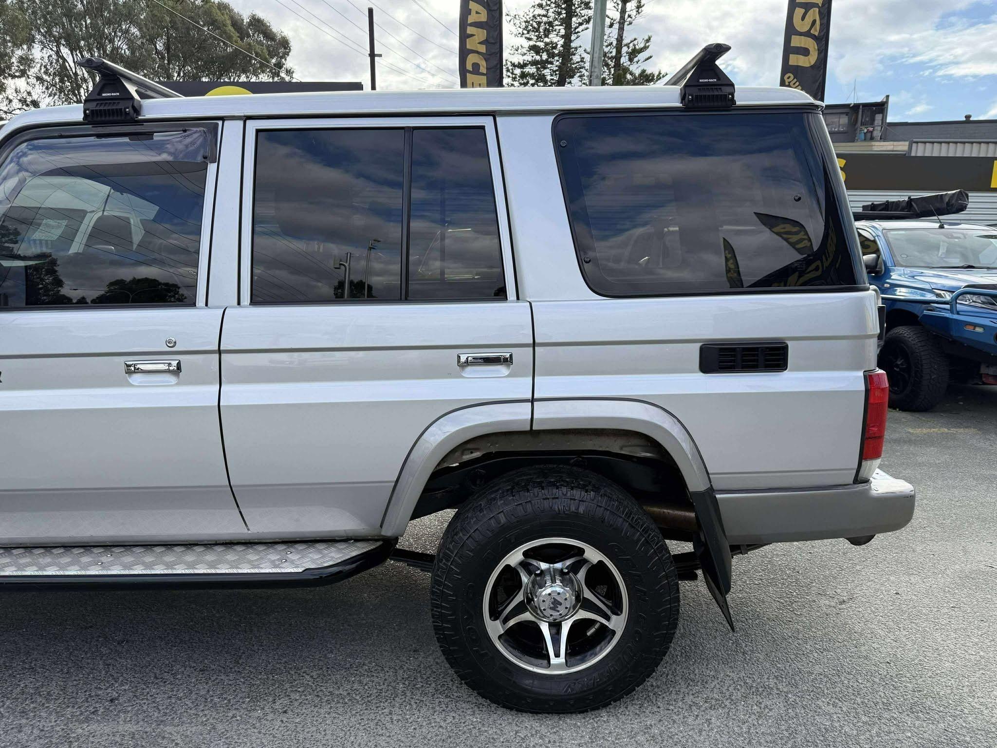 TOYOTA LANDCRUISER