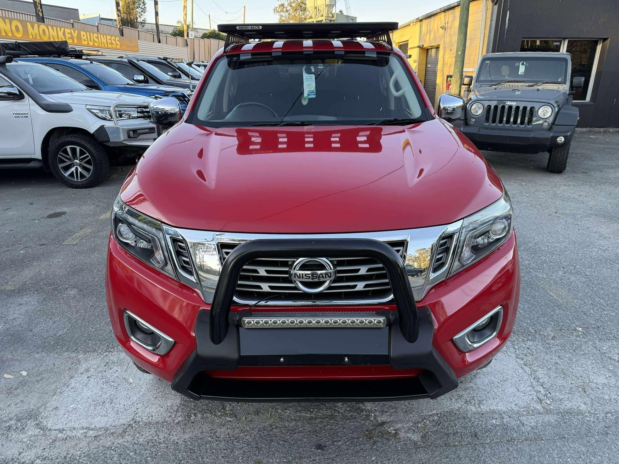 NISSAN NAVARA