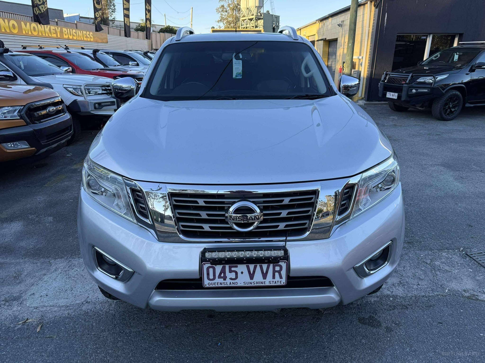 NISSAN NAVARA