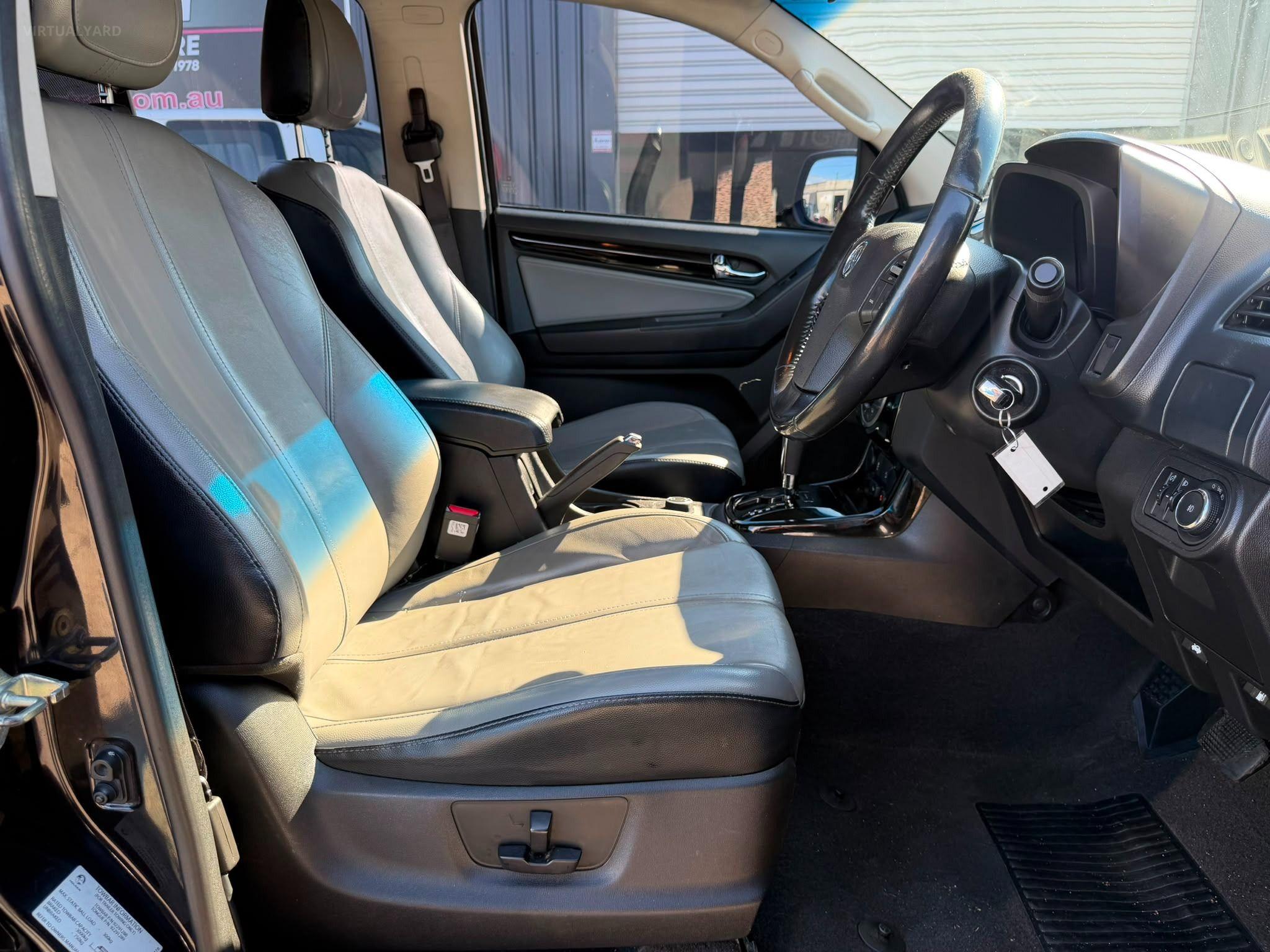HOLDEN COLORADO 7