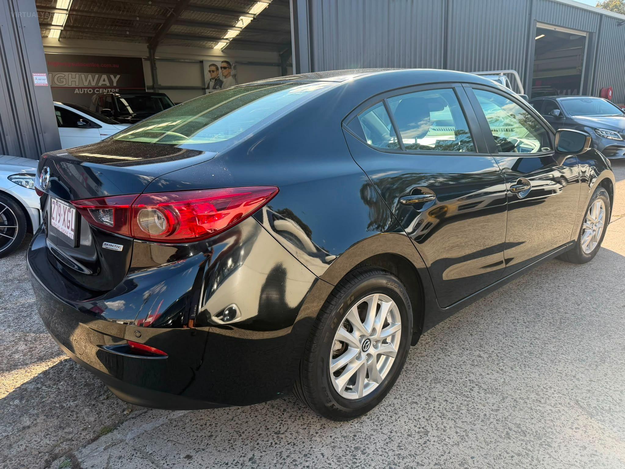 MAZDA MAZDA3