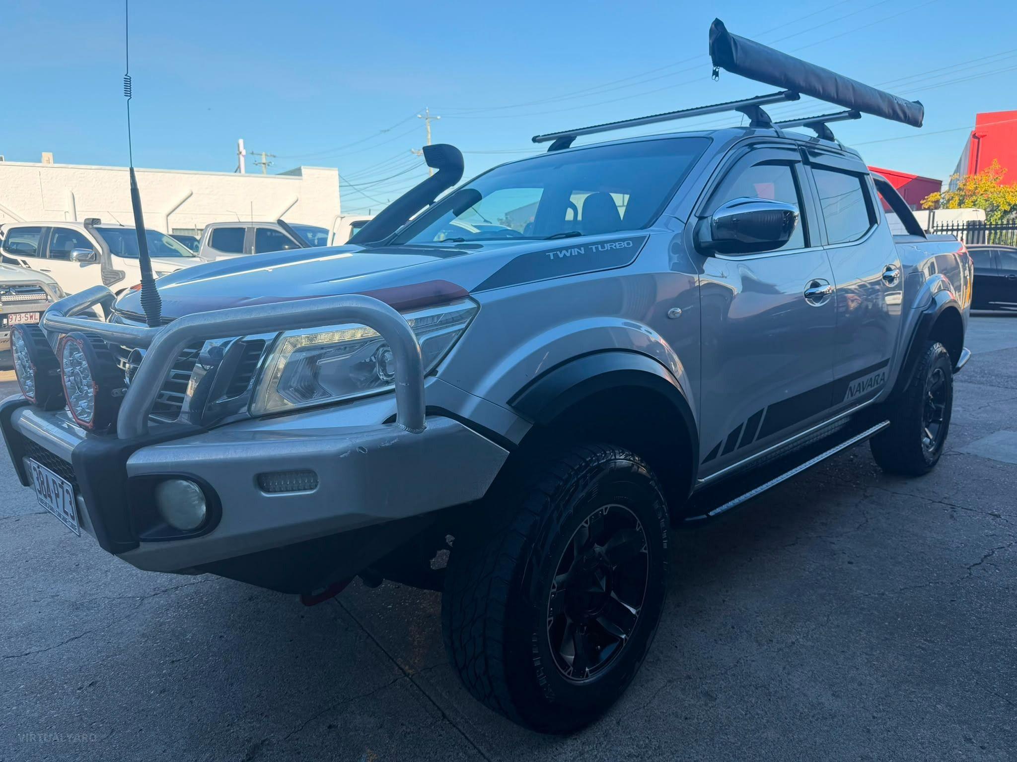 NISSAN NAVARA