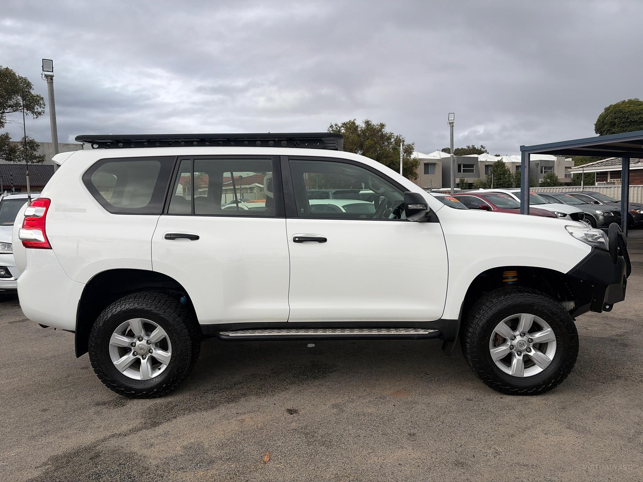 TOYOTA LANDCRUISER