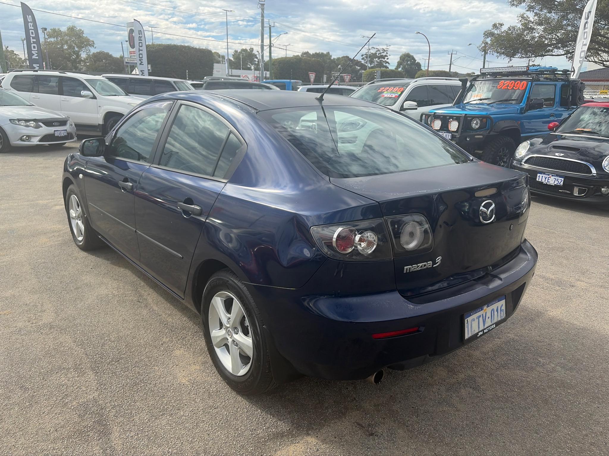 MAZDA MAZDA3