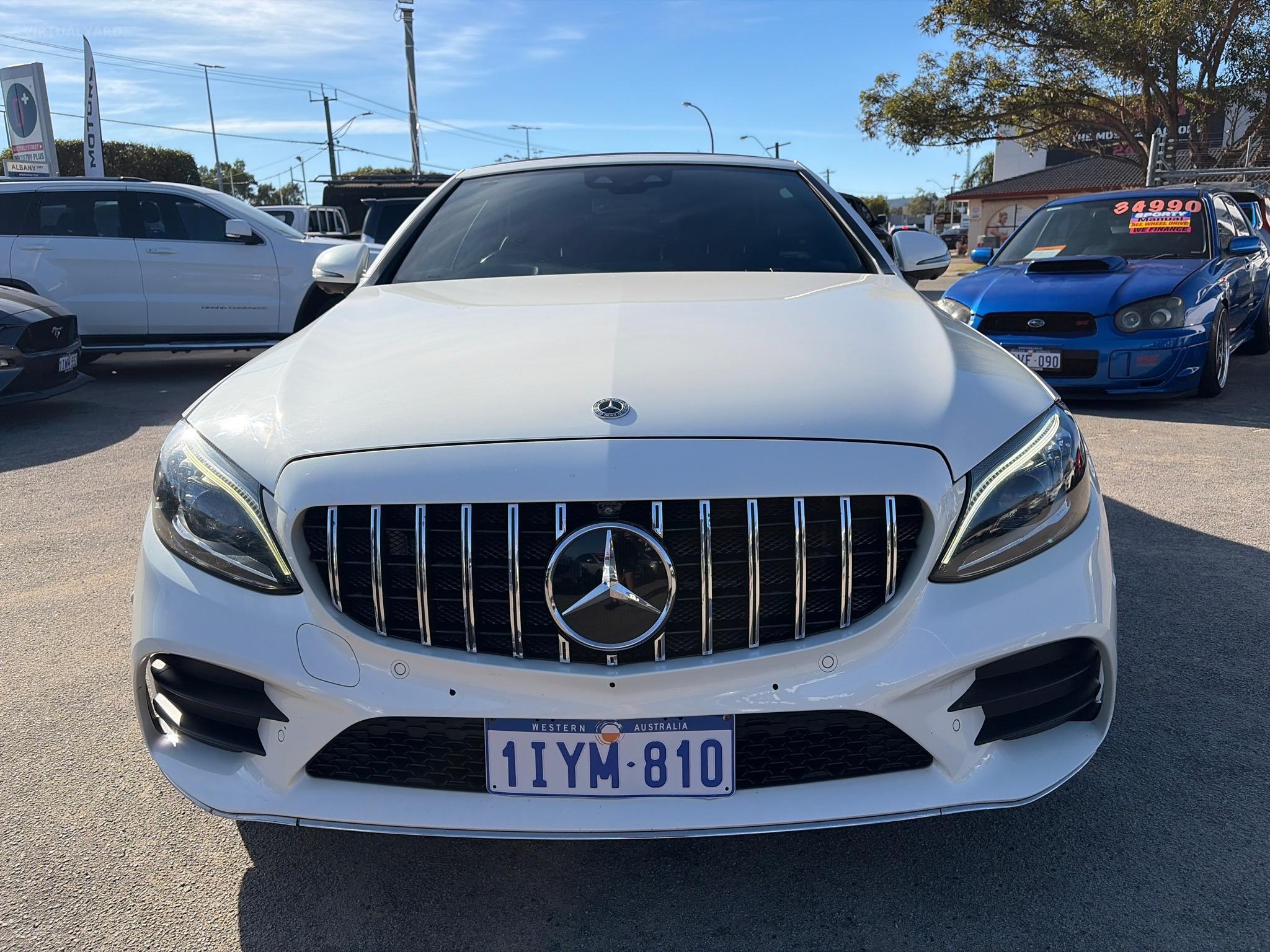 MERCEDES-BENZ C300