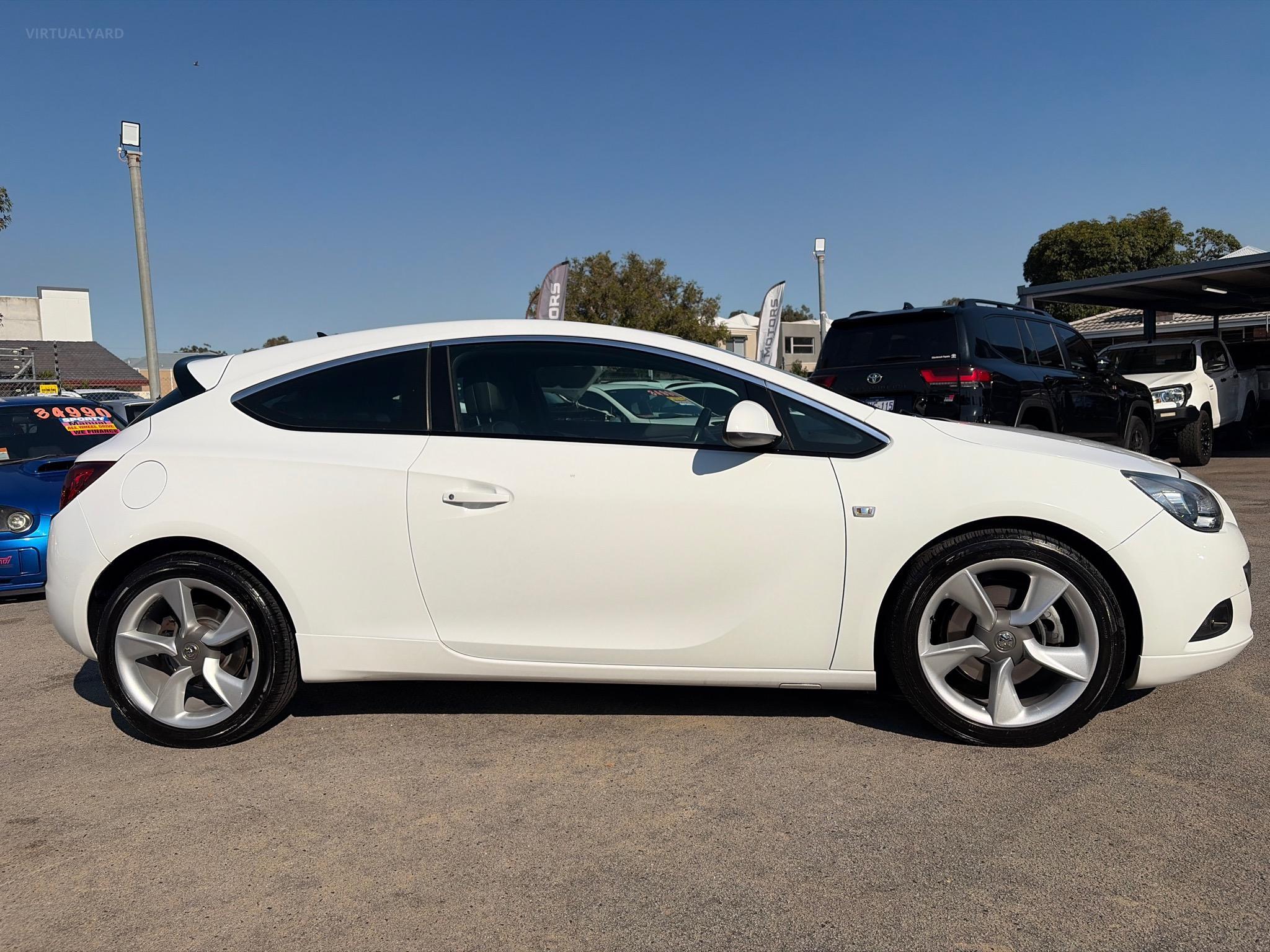 HOLDEN ASTRA