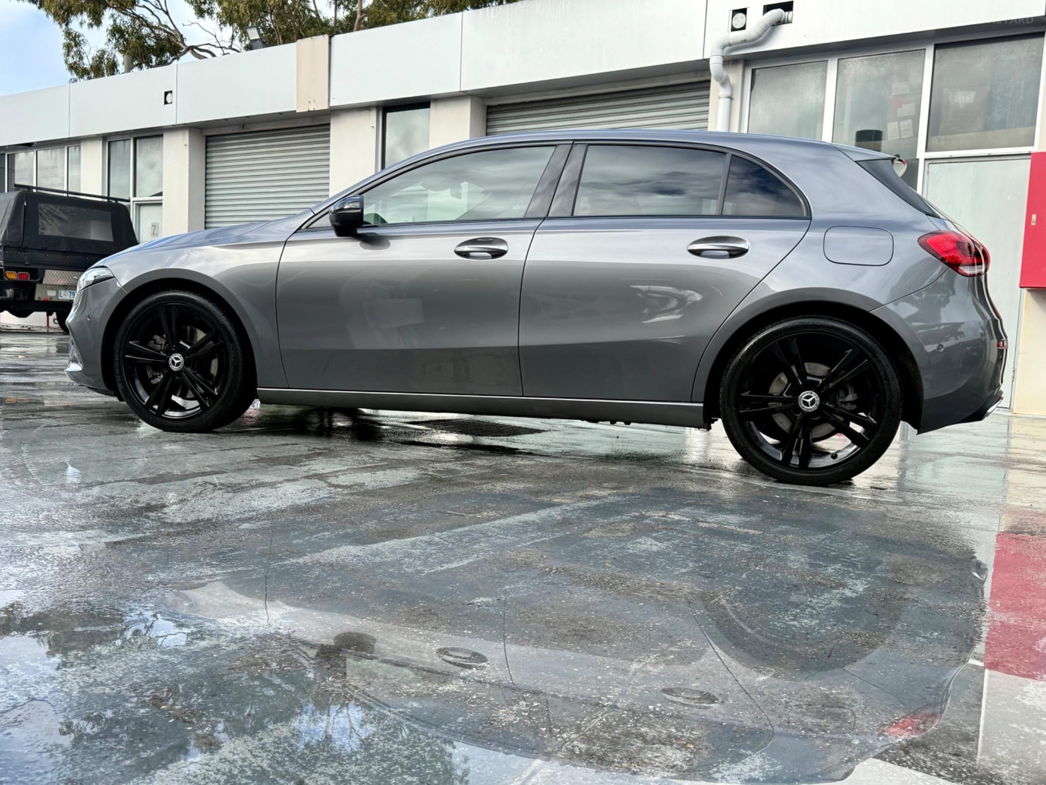 MERCEDES-BENZ A250