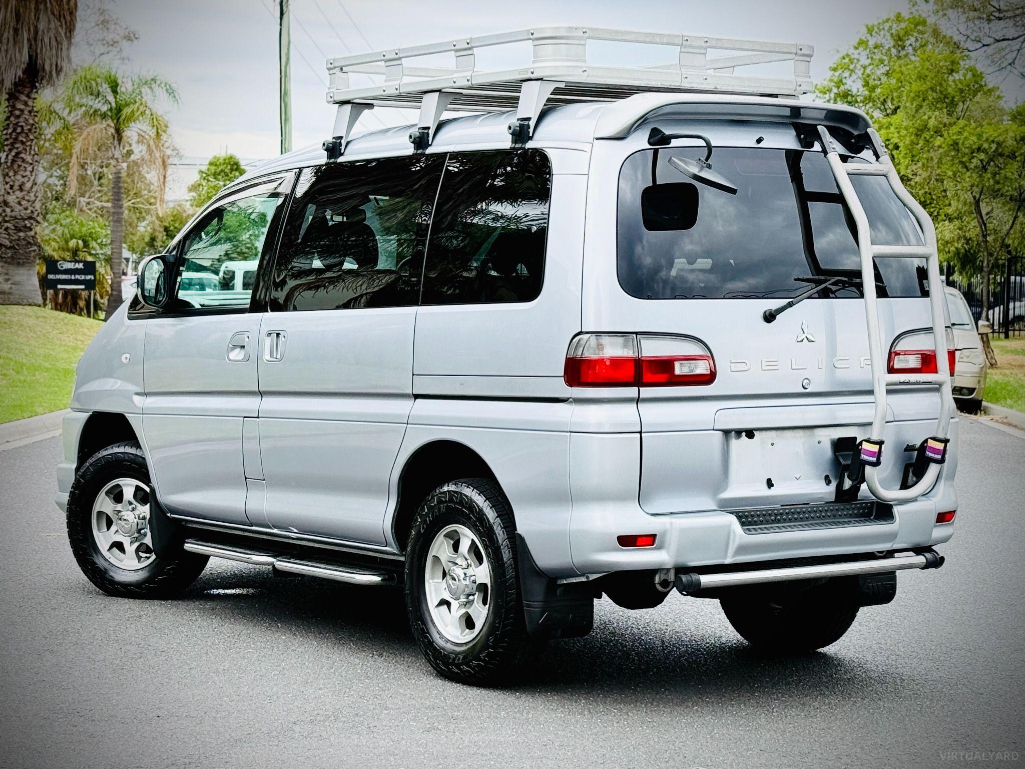 Mitsubishi  Delica