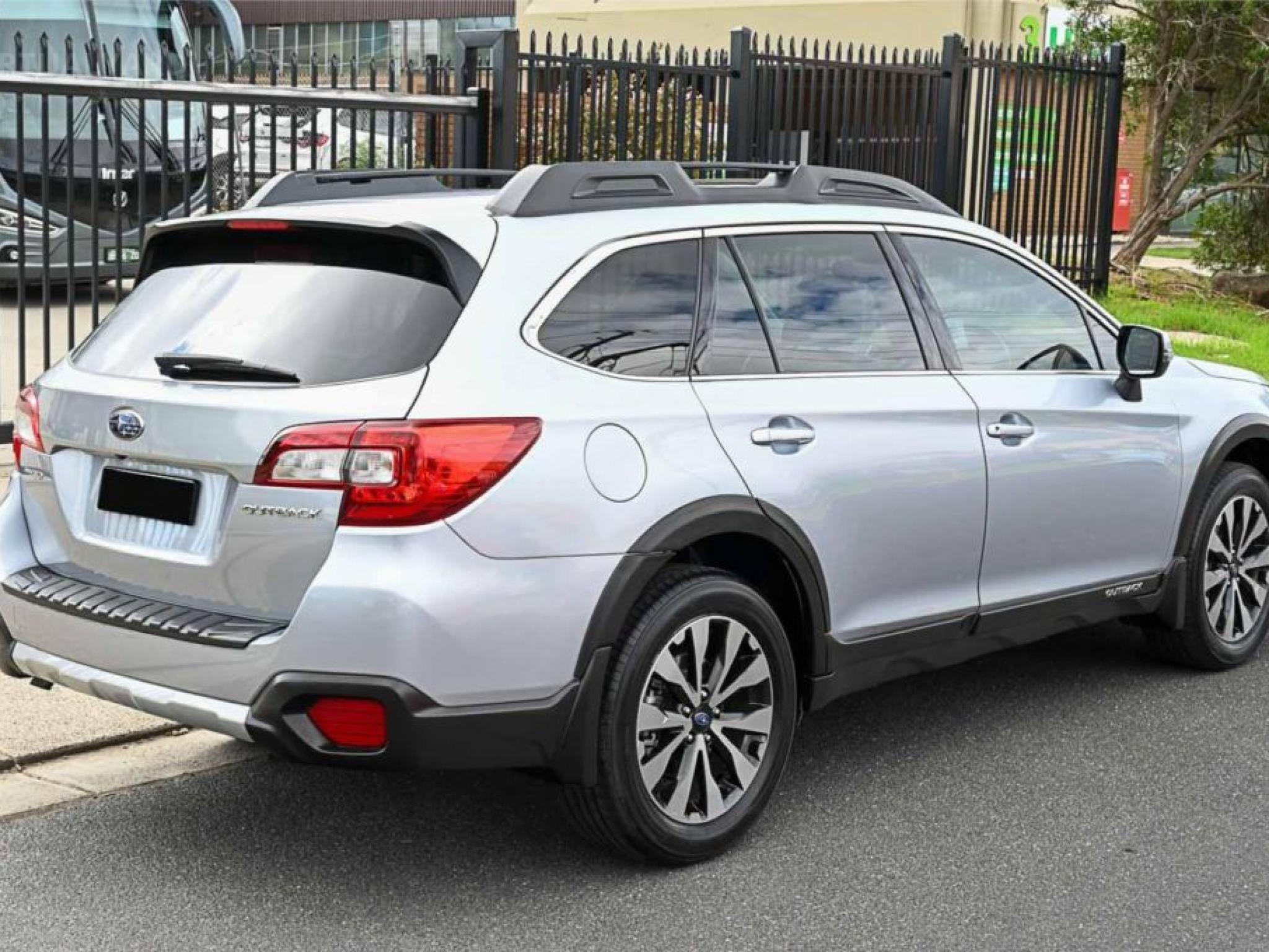 SUBARU OUTBACK