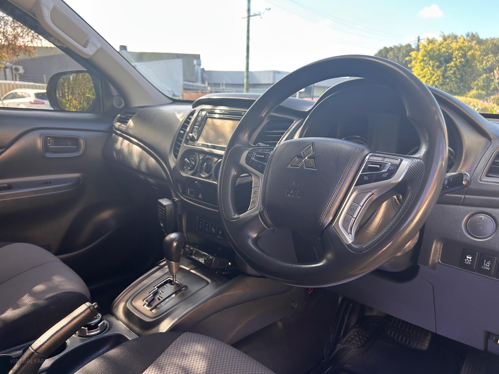 MITSUBISHI TRITON