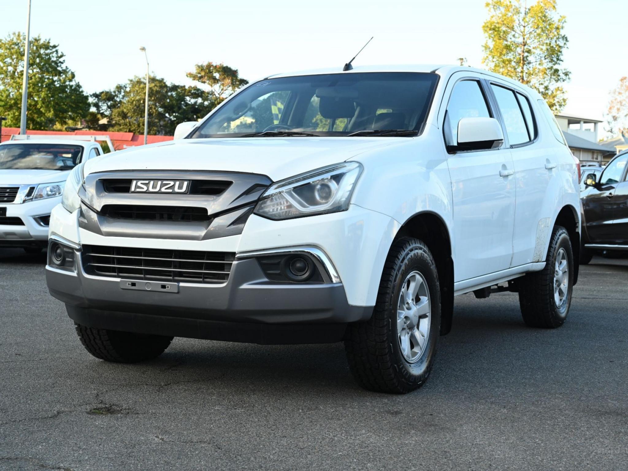 Isuzu MU-X