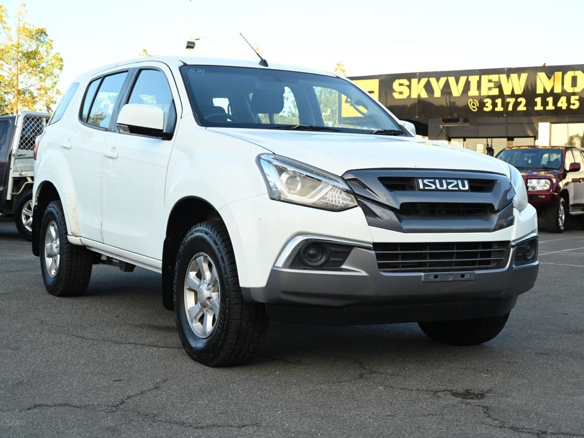 Isuzu MU-X