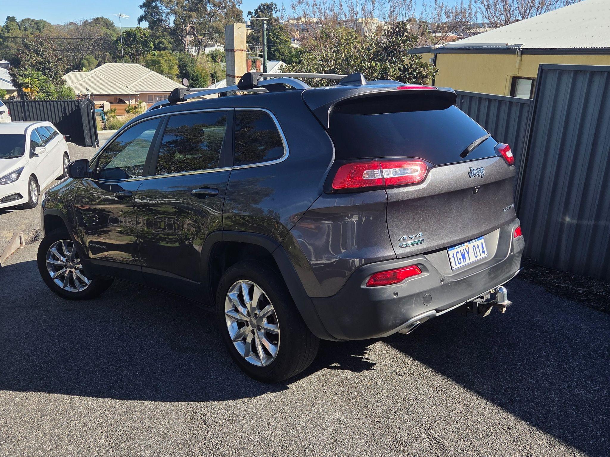JEEP CHEROKEE