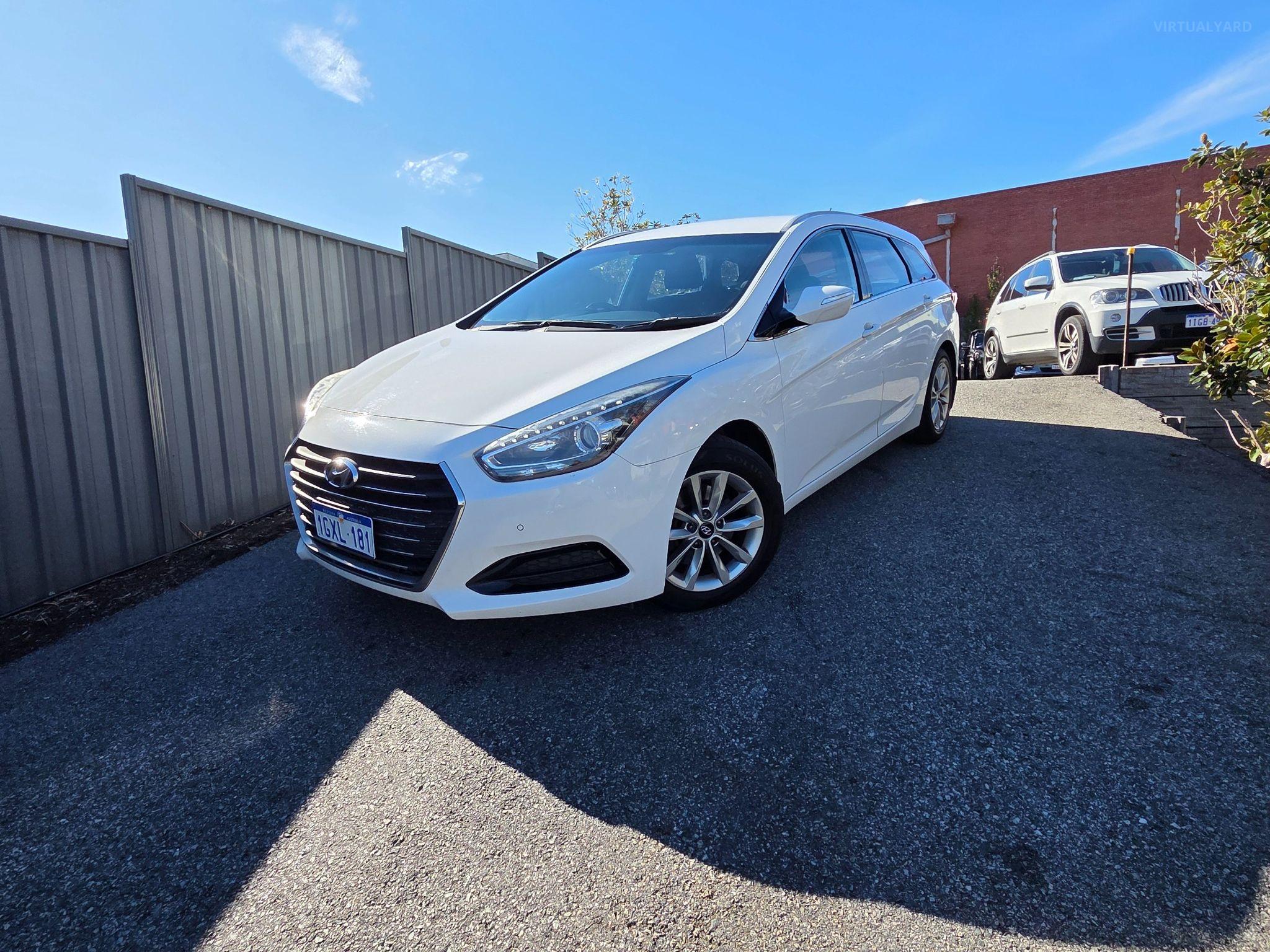 HYUNDAI i40