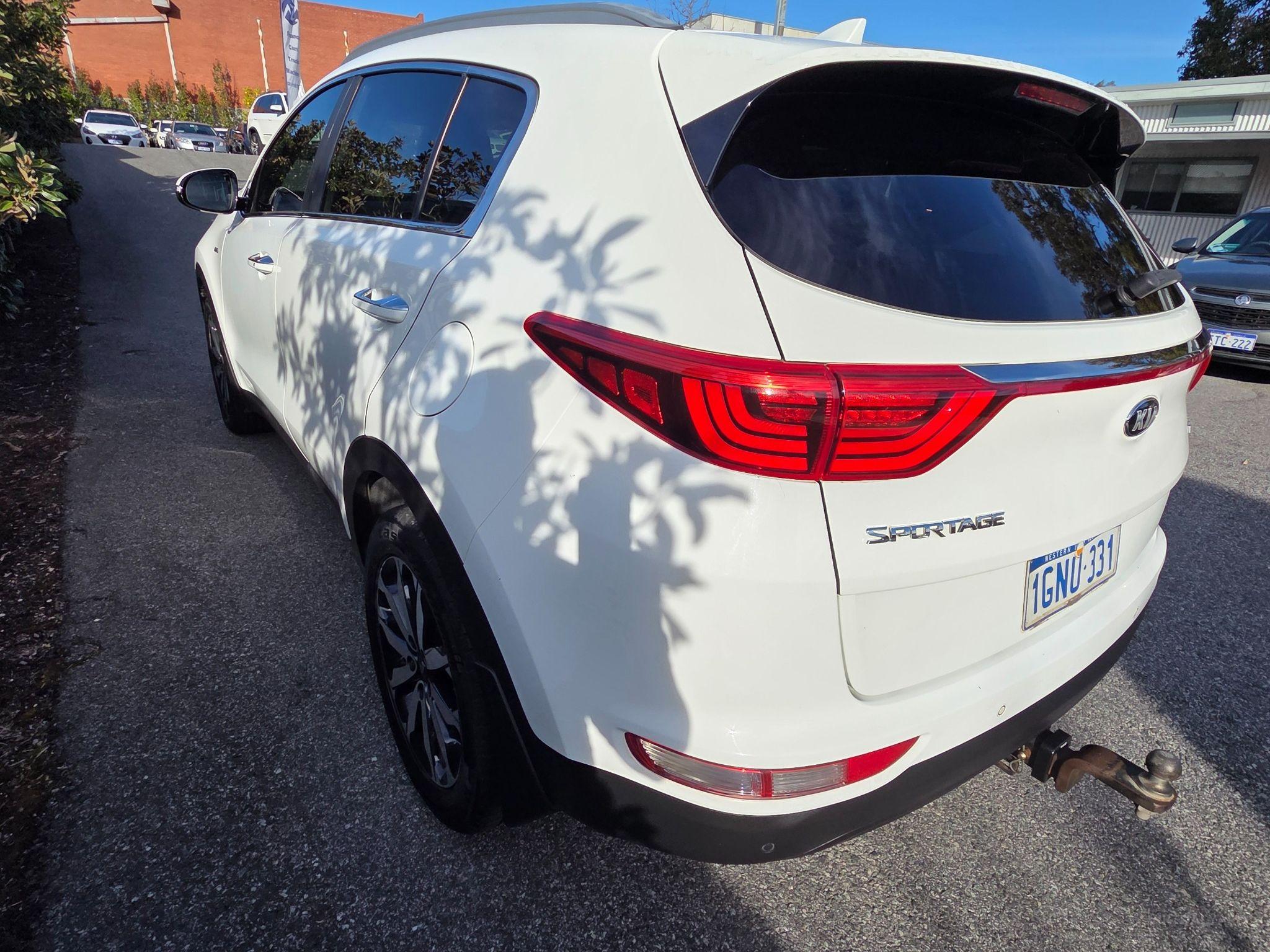 KIA SPORTAGE