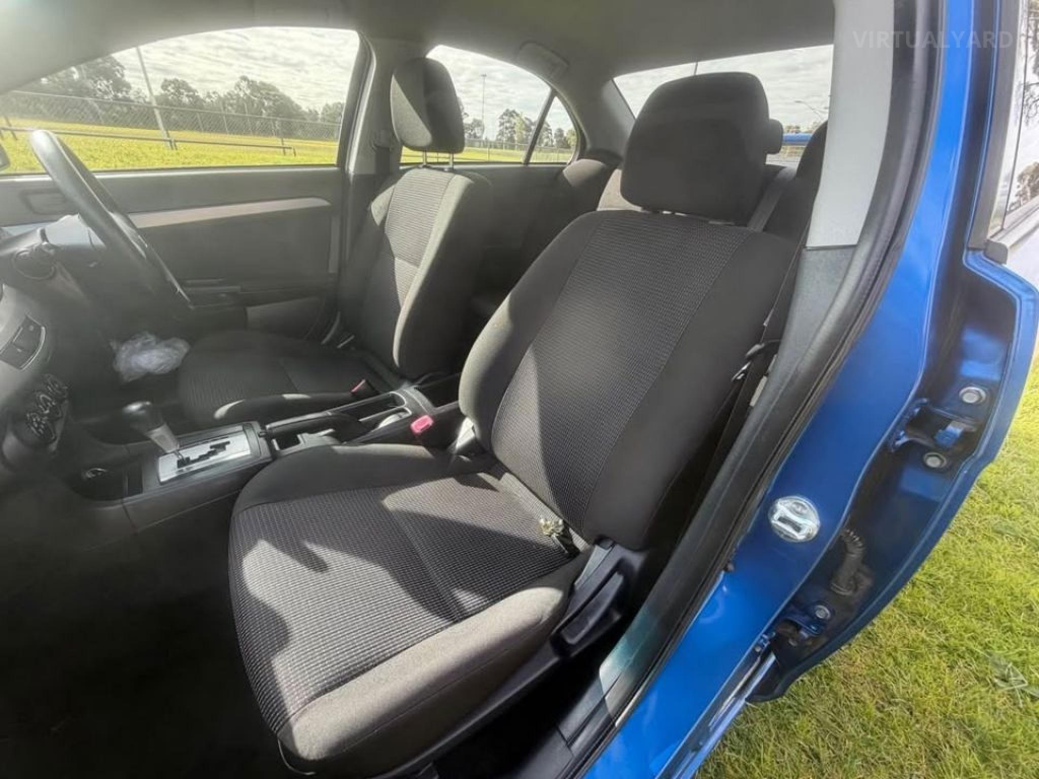 MITSUBISHI LANCER