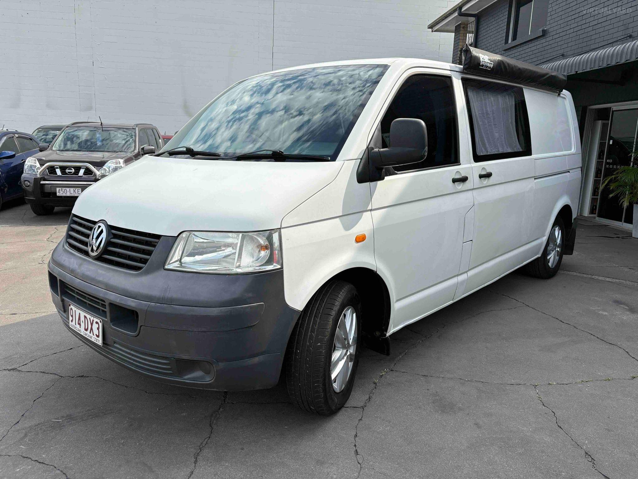VOLKSWAGEN TRANSPORTER