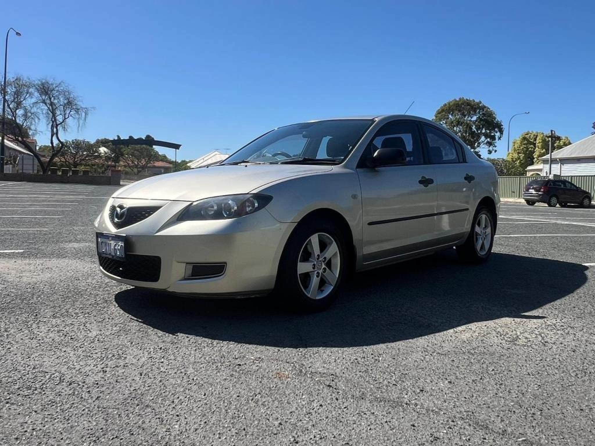 MAZDA MAZDA3