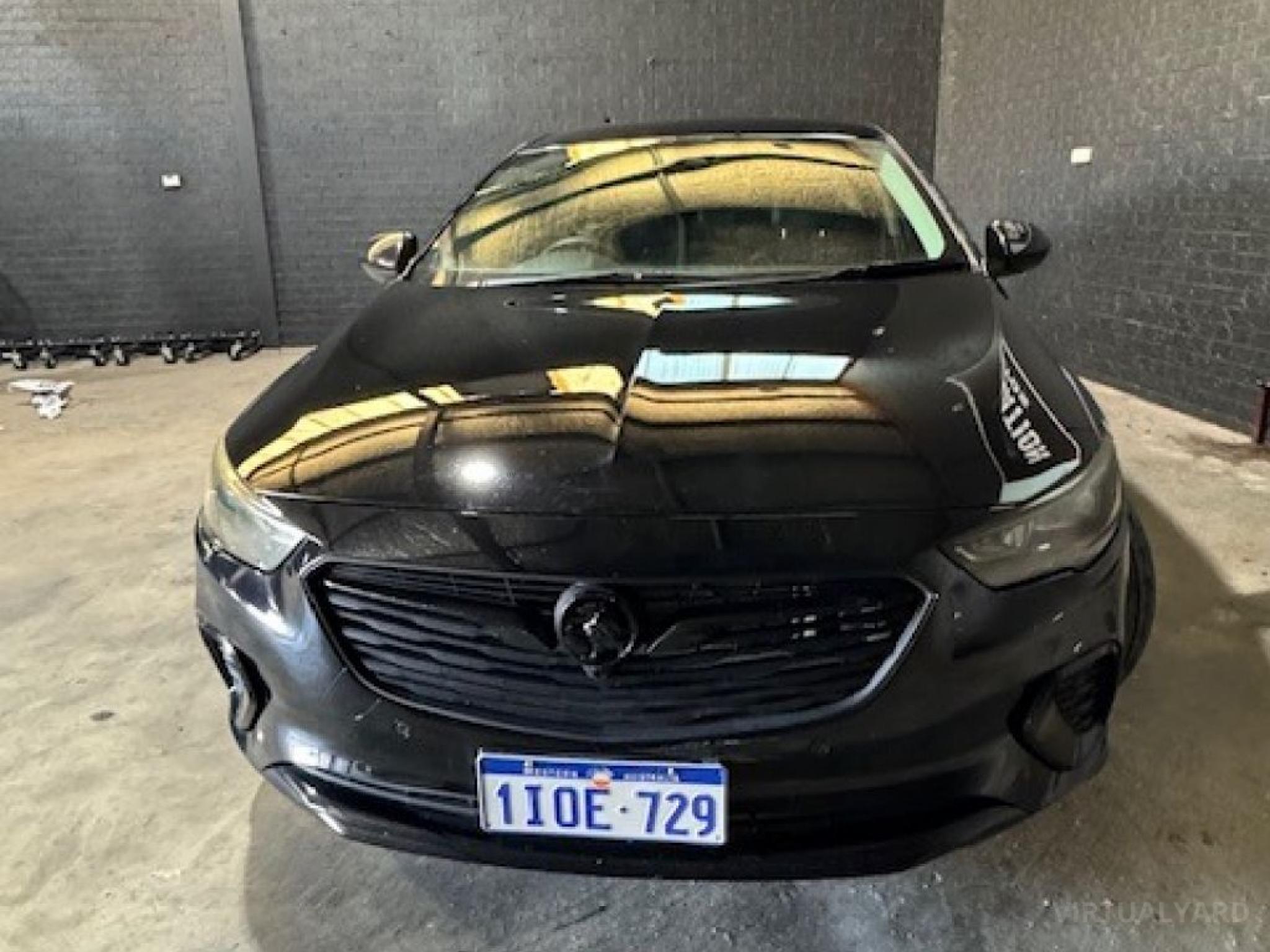 HOLDEN COMMODORE