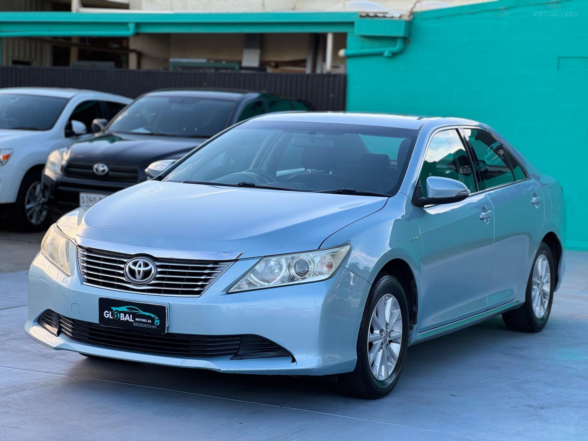 TOYOTA AURION