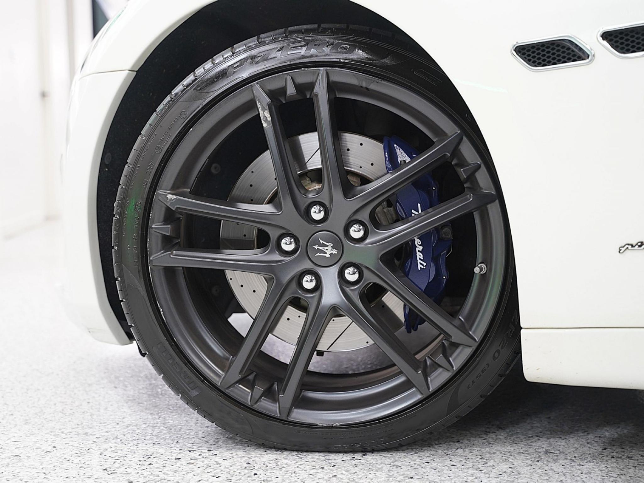 MASERATI GRANTURISMO