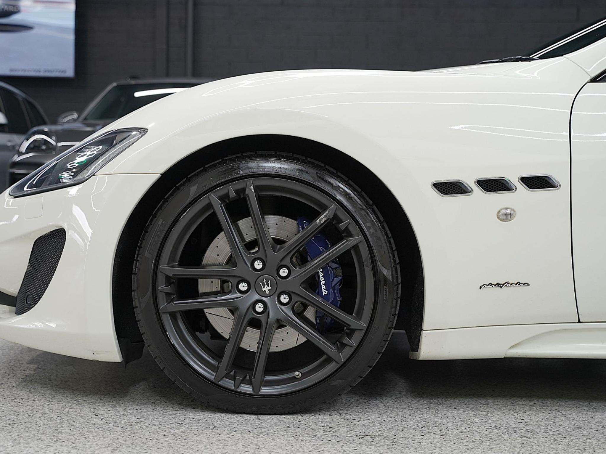 MASERATI GRANTURISMO