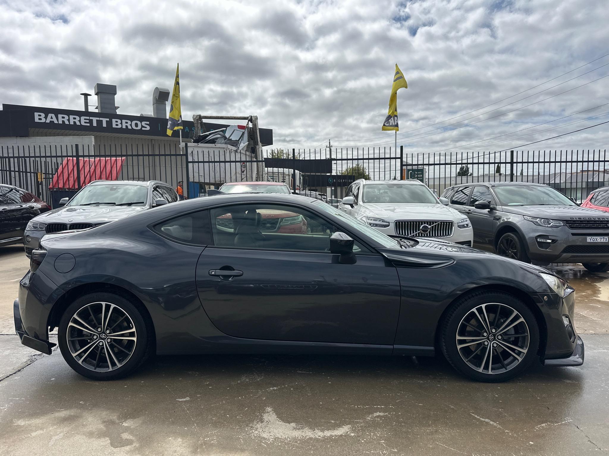 TOYOTA 86
