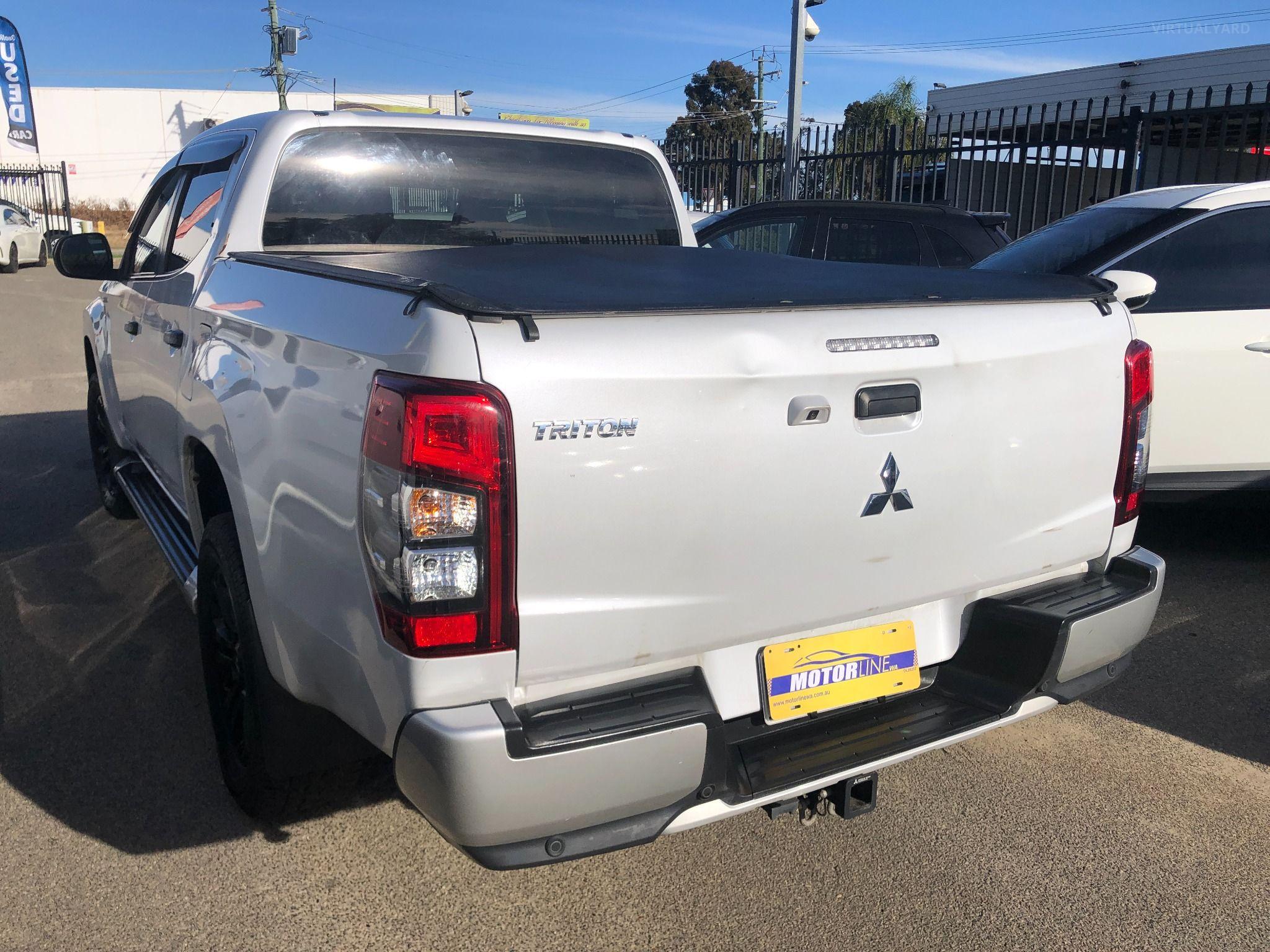 Mitsubishi Triton