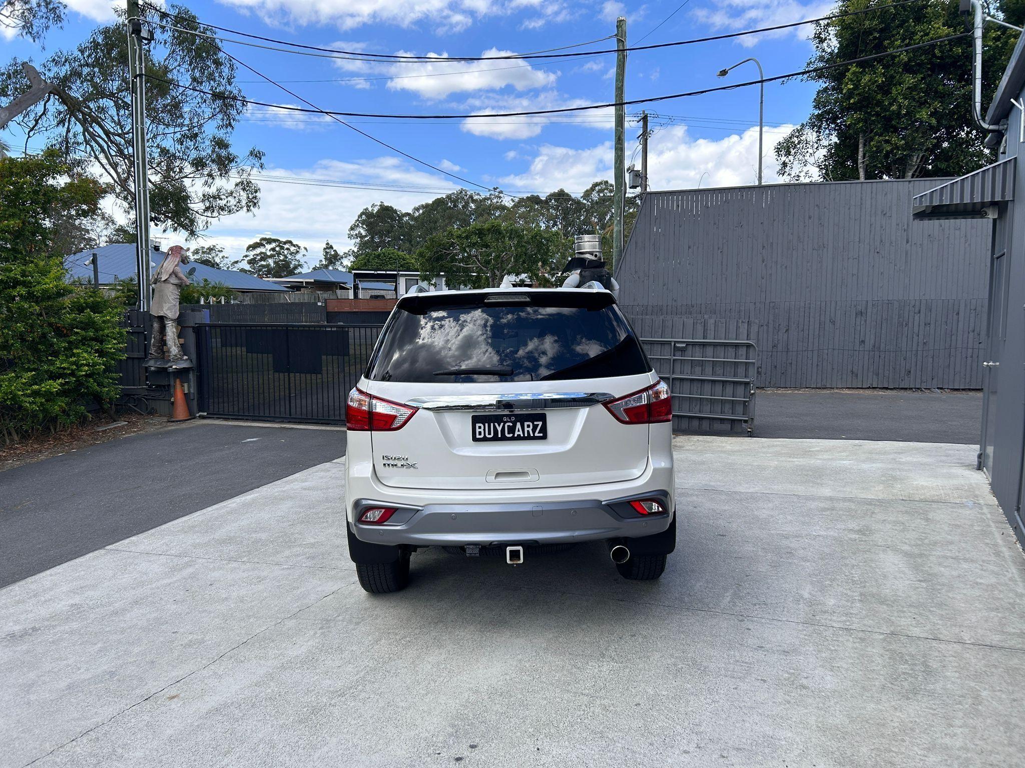 Isuzu MU-X