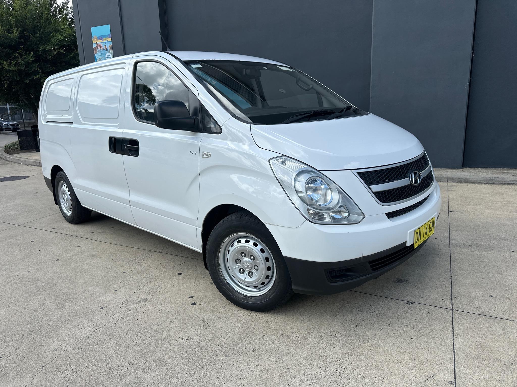 2013 Hyundai iLoad TQ2-V MY13 Van 5dr Auto 5sp 1168kg cars