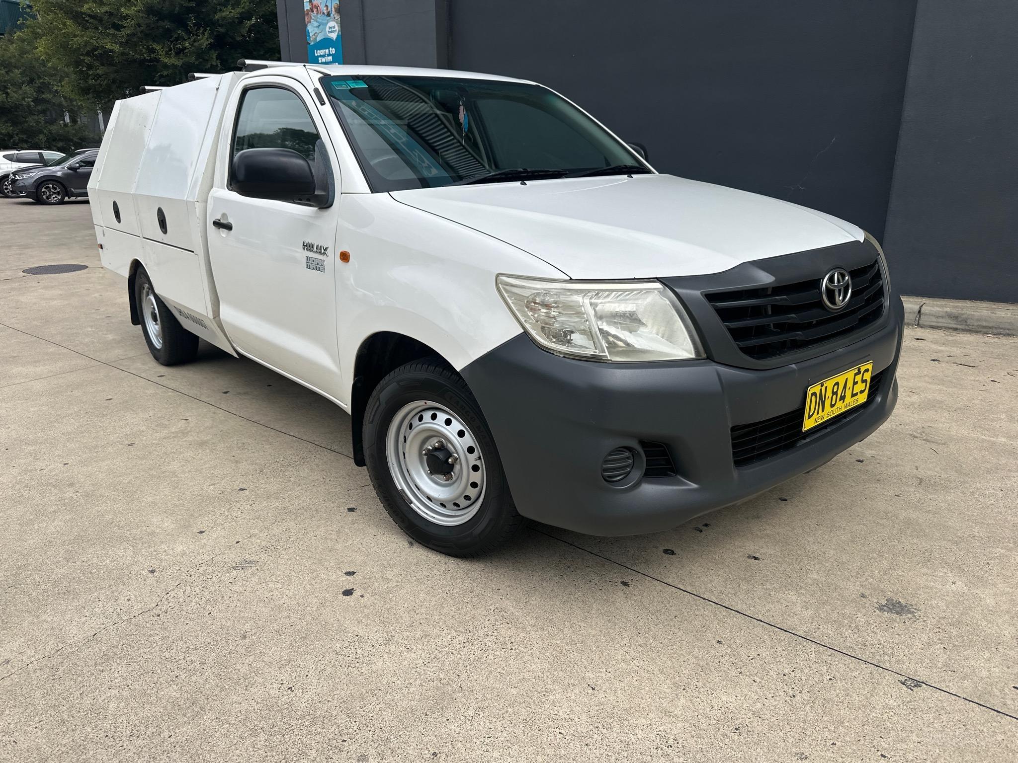 TOYOTA HILUX TGN16R MY12 WORKMATE CAB CHASSIS SINGLE CAB 2DR MAN 5SP, 4X2 1315KG 2.7I