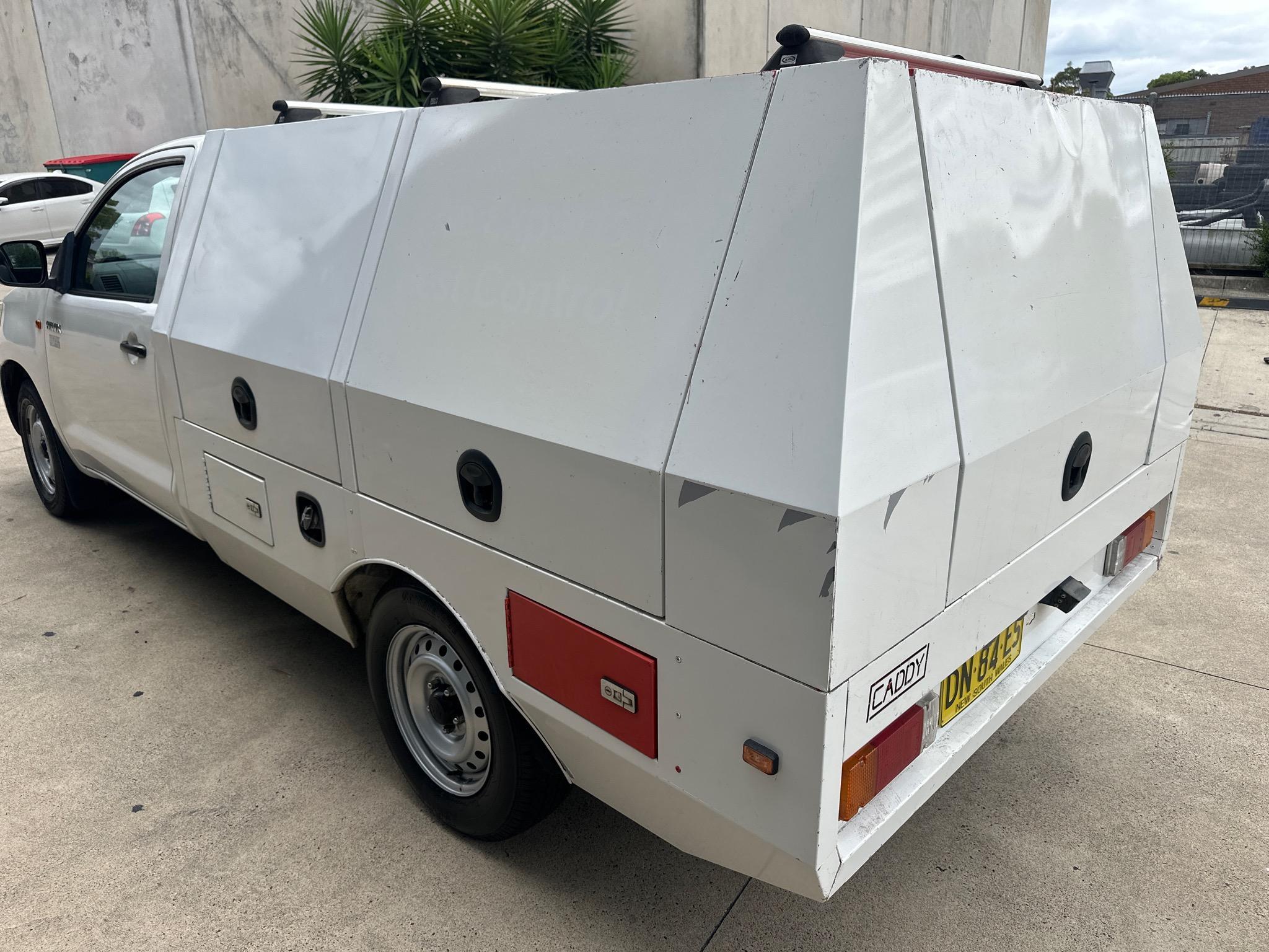 TOYOTA HILUX TGN16R MY12 WORKMATE CAB CHASSIS SINGLE CAB 2DR MAN 5SP, 4X2 1315KG 2.7I image 15