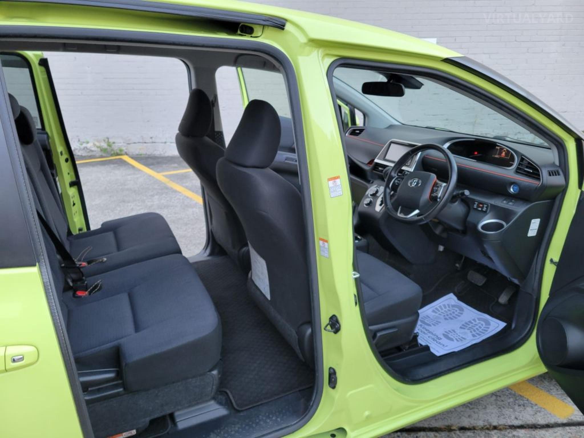 TOYOTA SIENTA