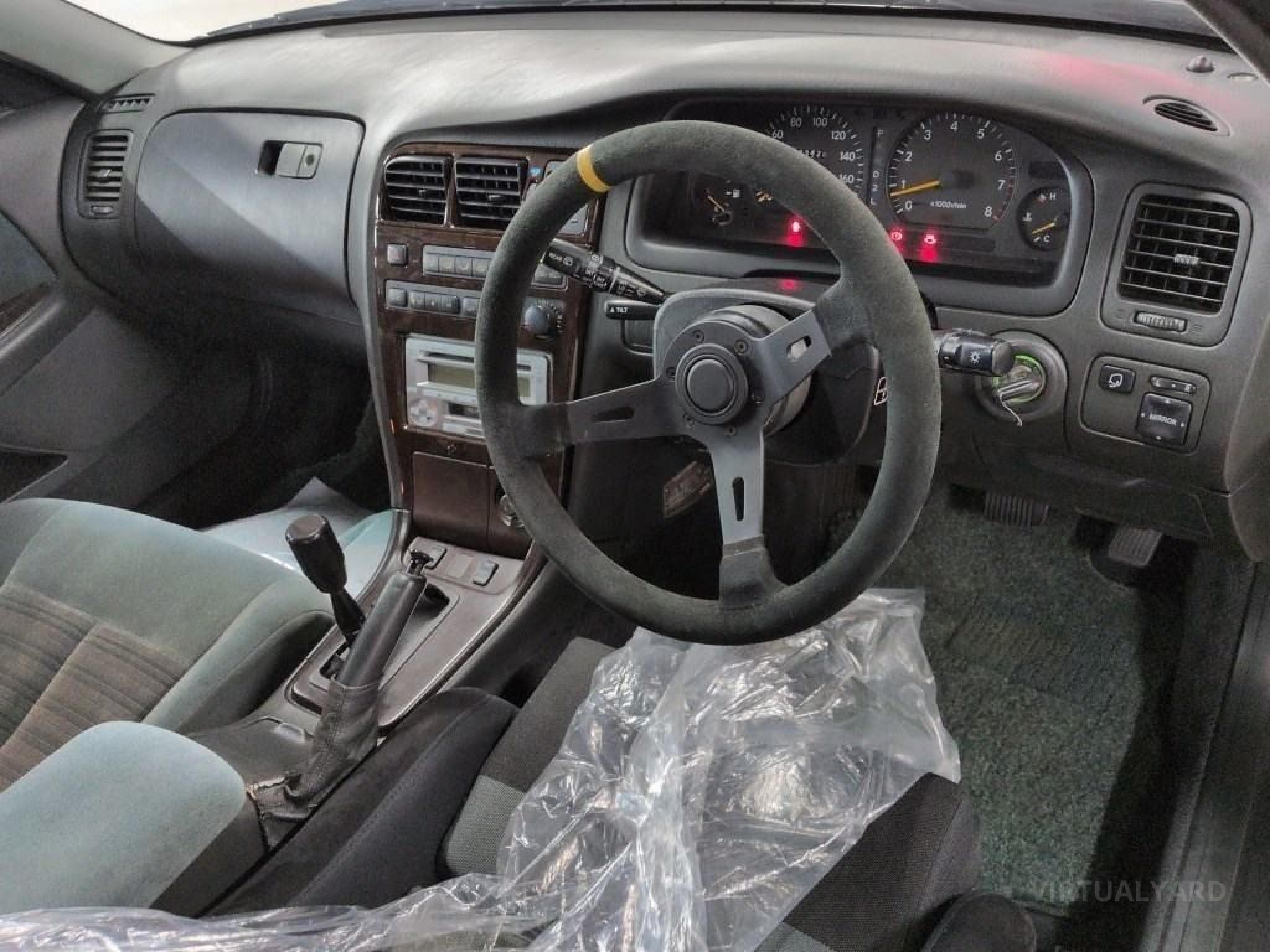 TOYOTA MARK 2 TOURER V